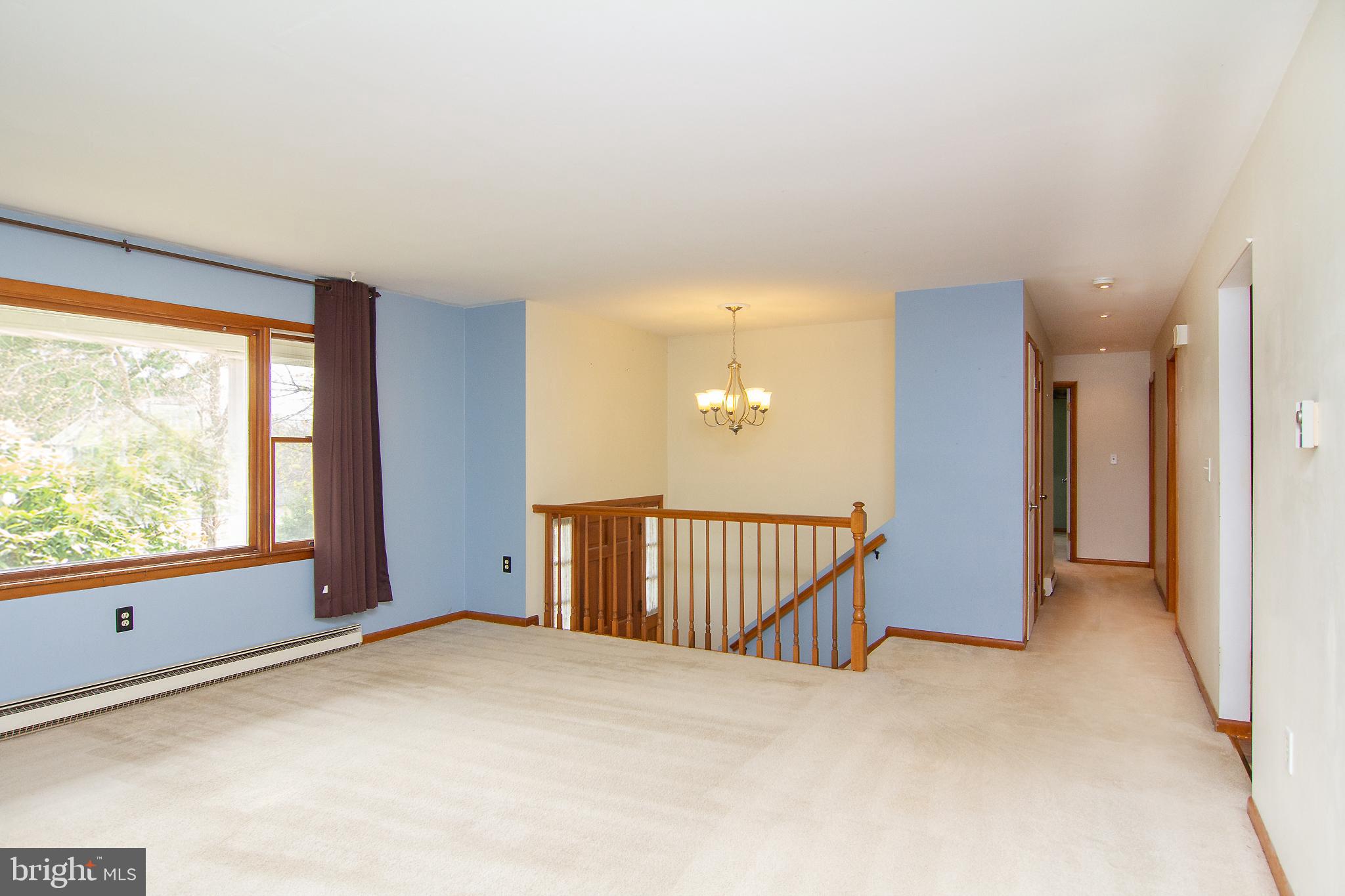 LINCOLN MANOR - Residential