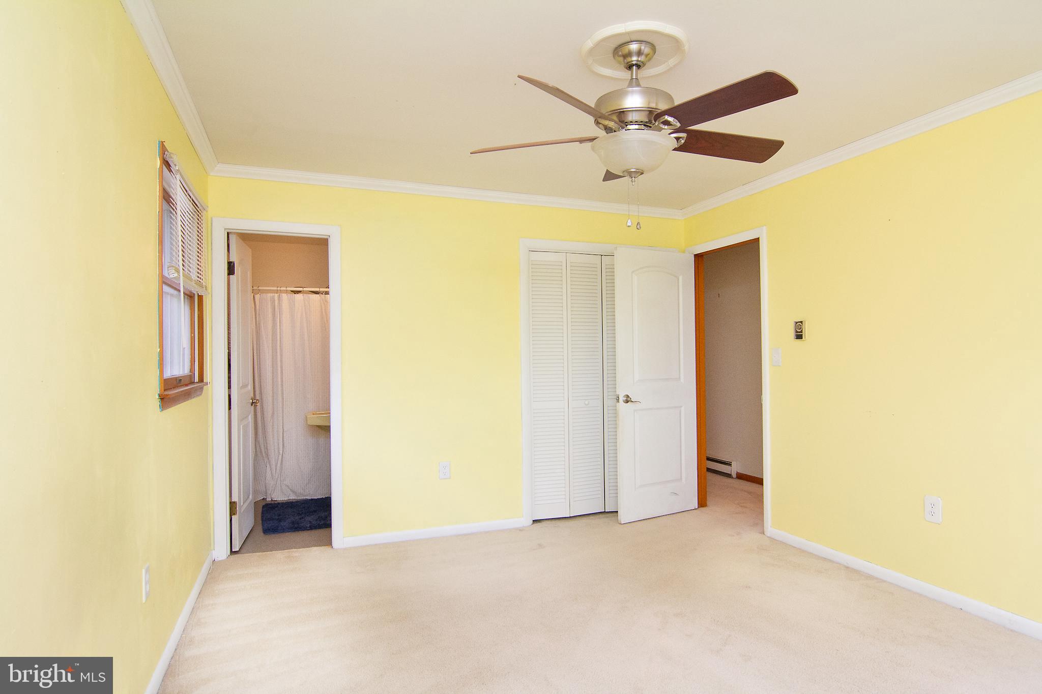 LINCOLN MANOR - Residential