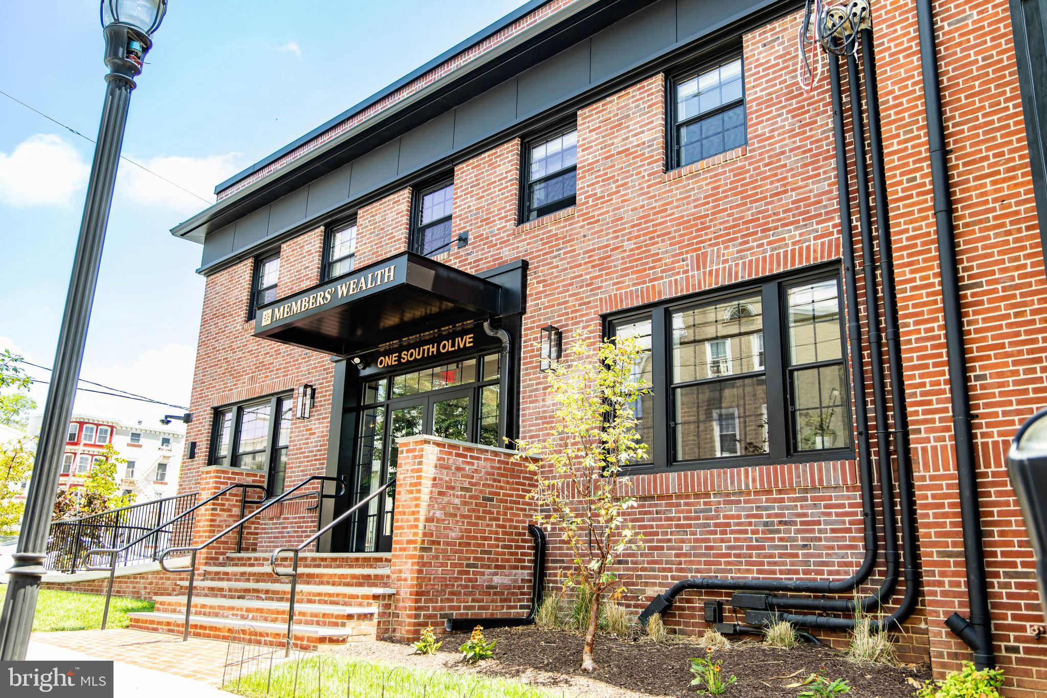 MEDIA - Residential Lease