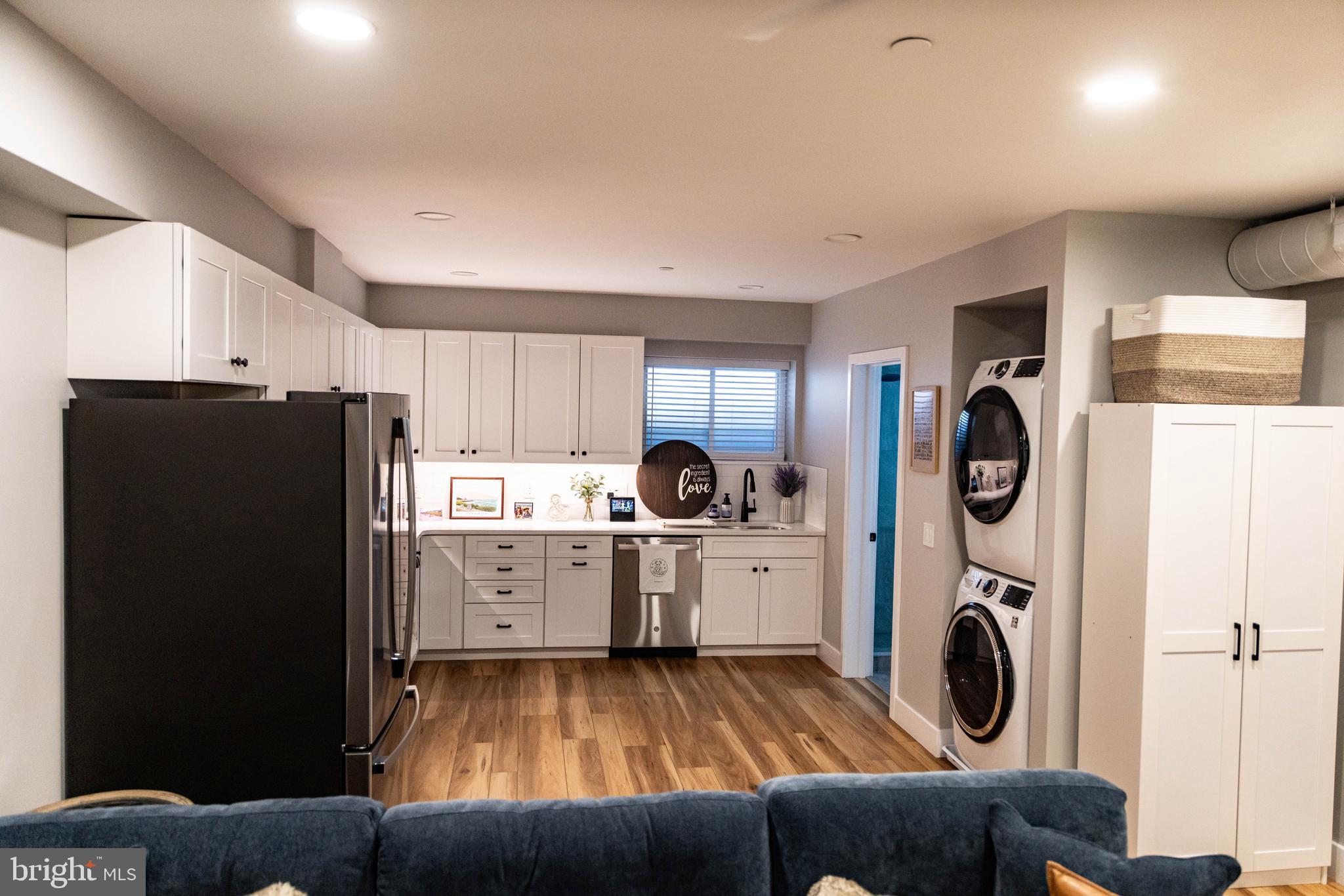 MEDIA - Residential Lease