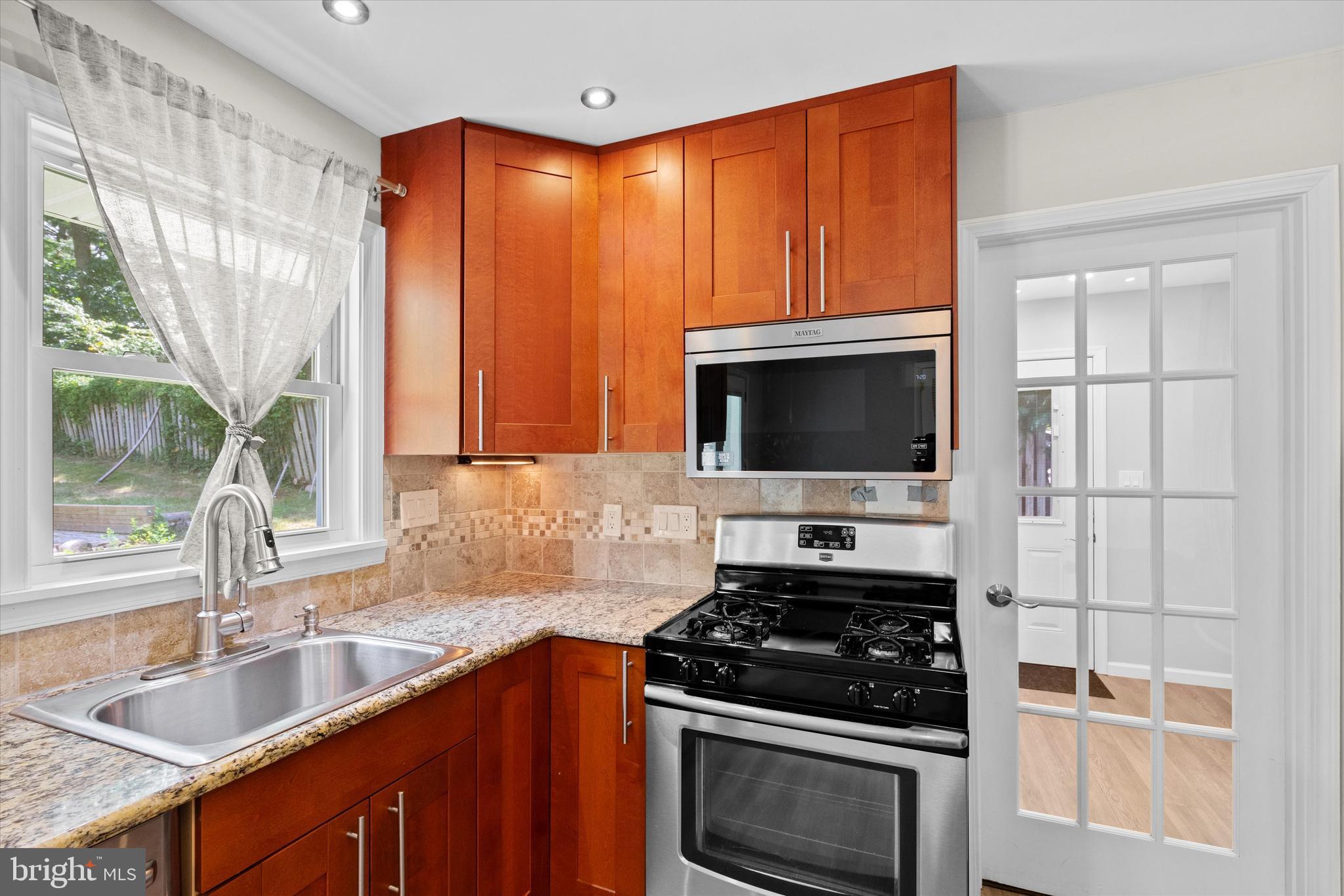 SAUBERS - Residential Lease