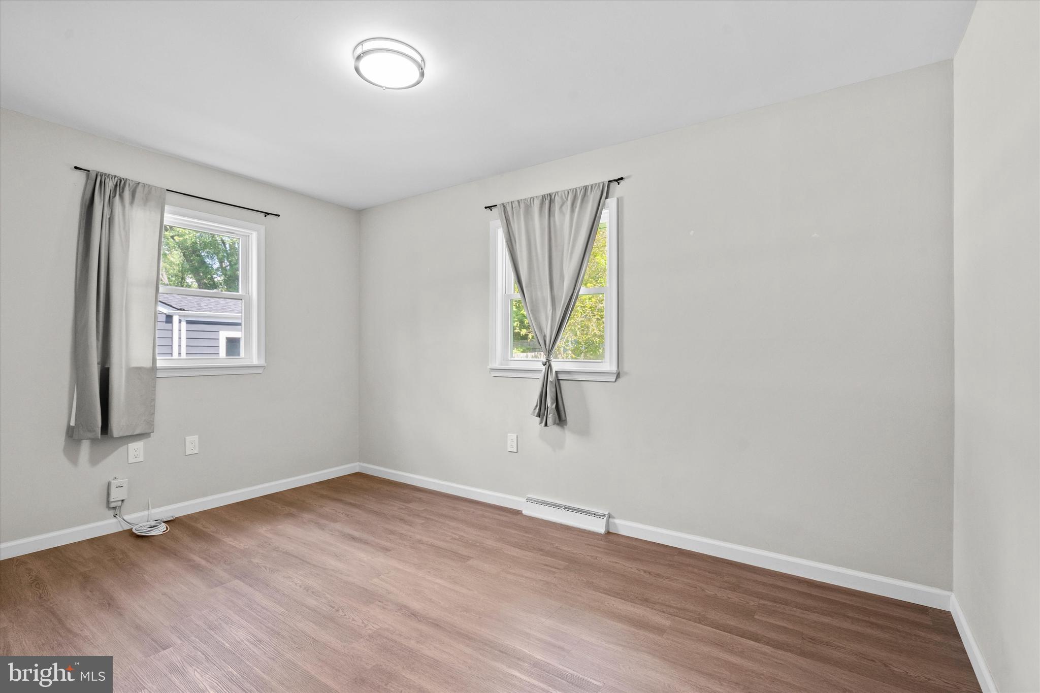 SAUBERS - Residential Lease