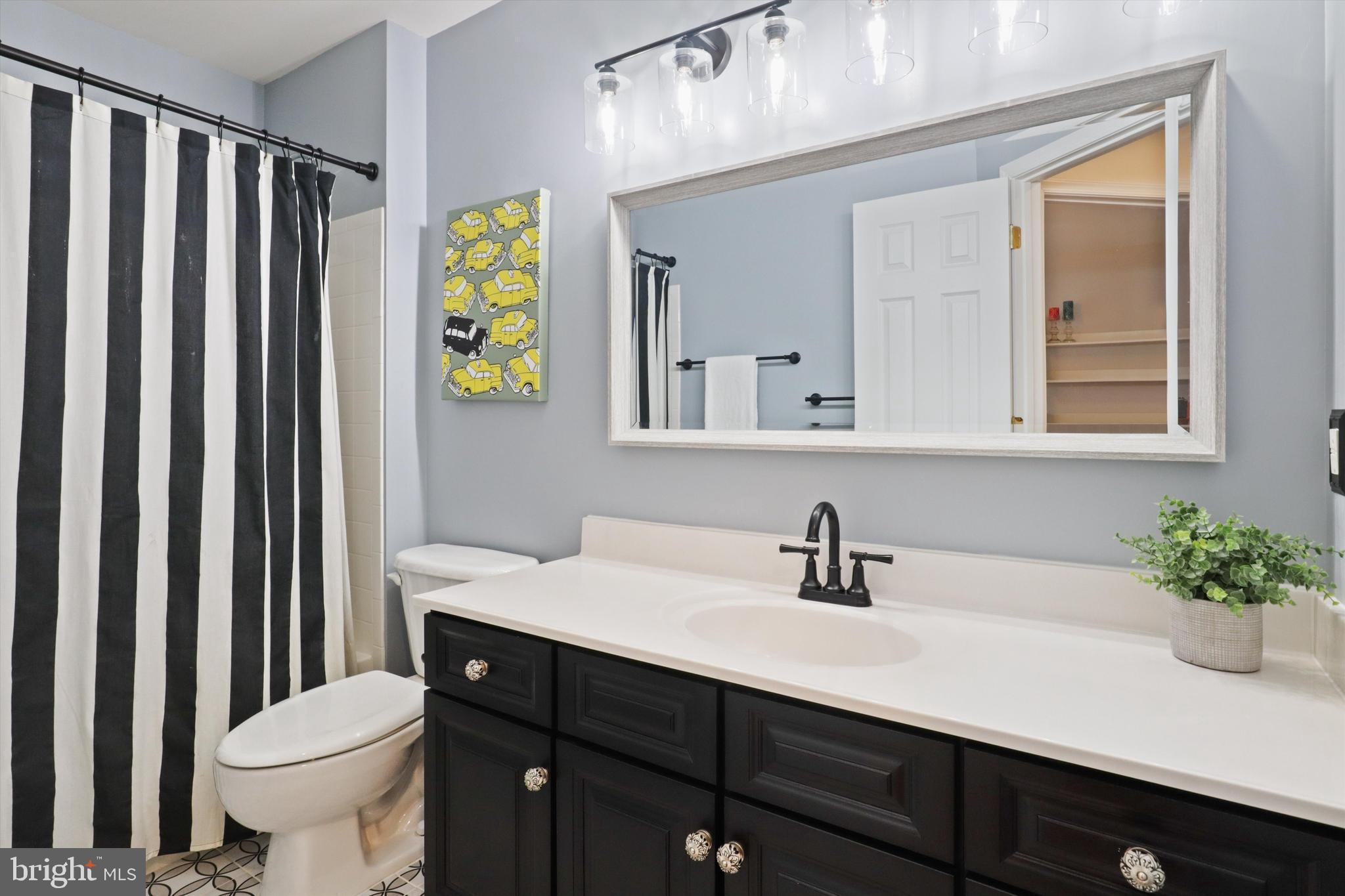 VICTORY LAKES - Residential