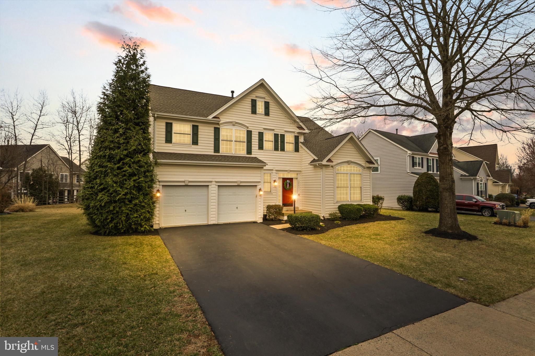 VICTORY LAKES - Residential