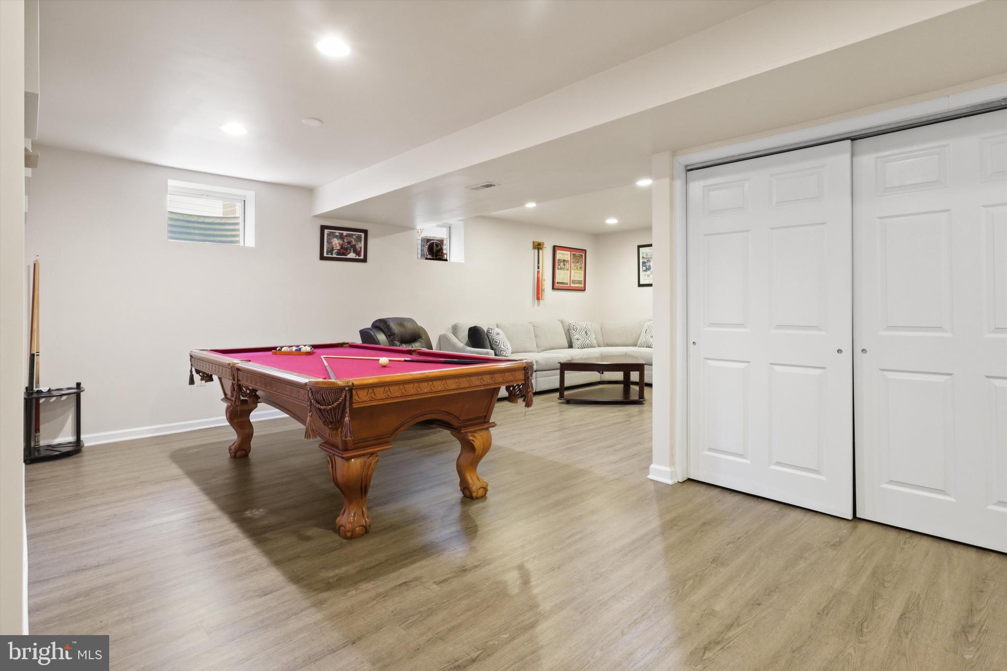 VICTORY LAKES - Residential