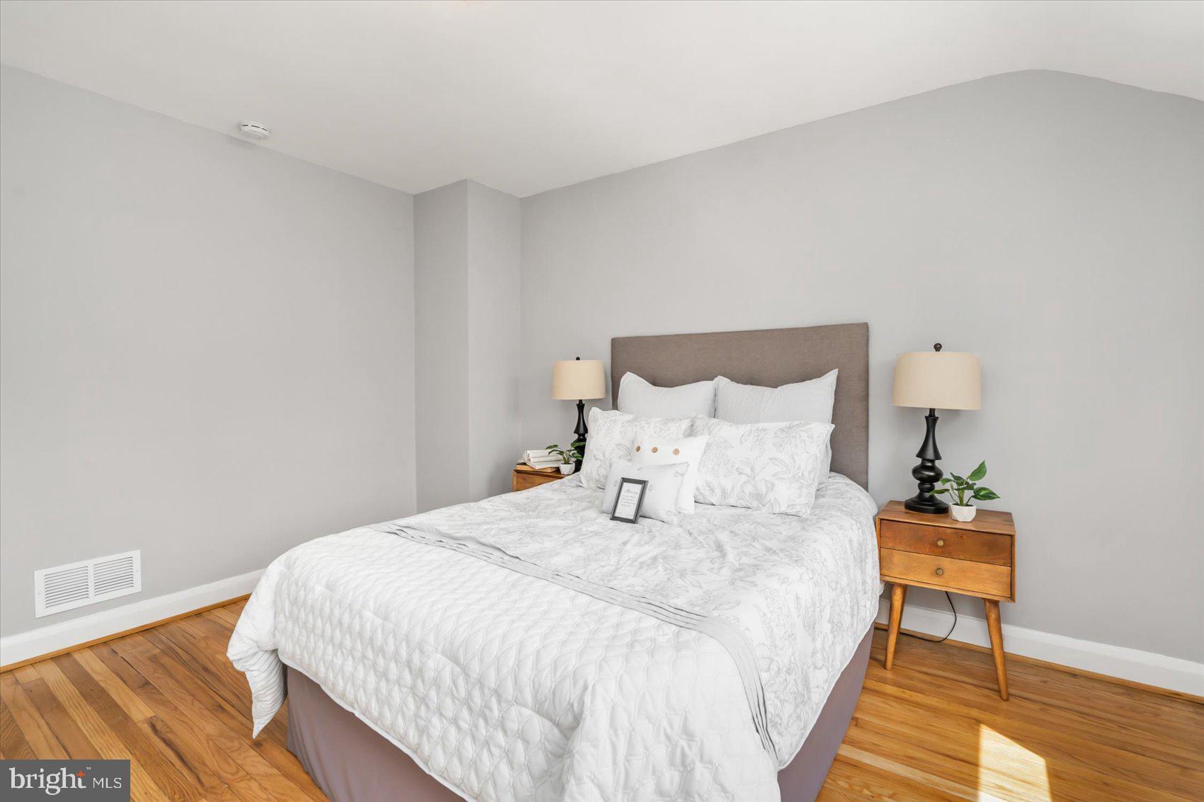 VIOLETVILLE - Residential