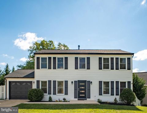 Photo of 9609 Podium Drive, VIENNA, VA 22182 (MLS # VAFX2291148)