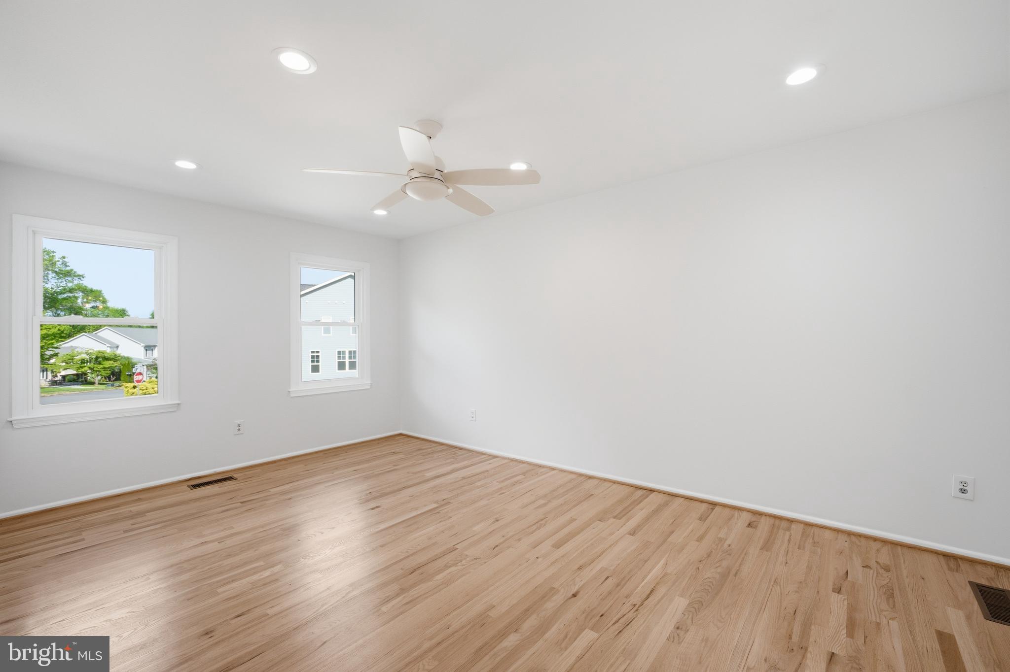 TIBURON - Residential