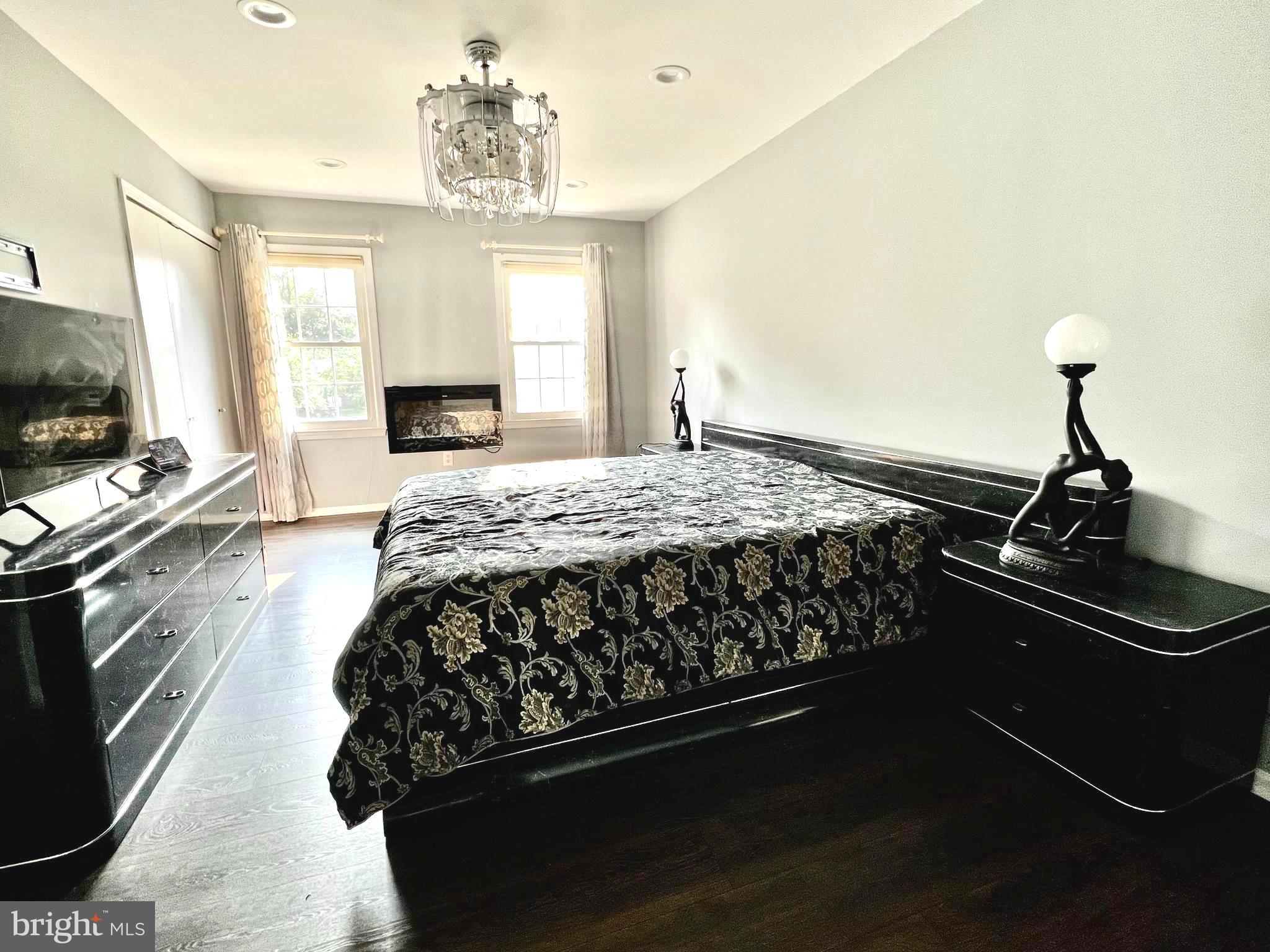 TIBURON - Residential