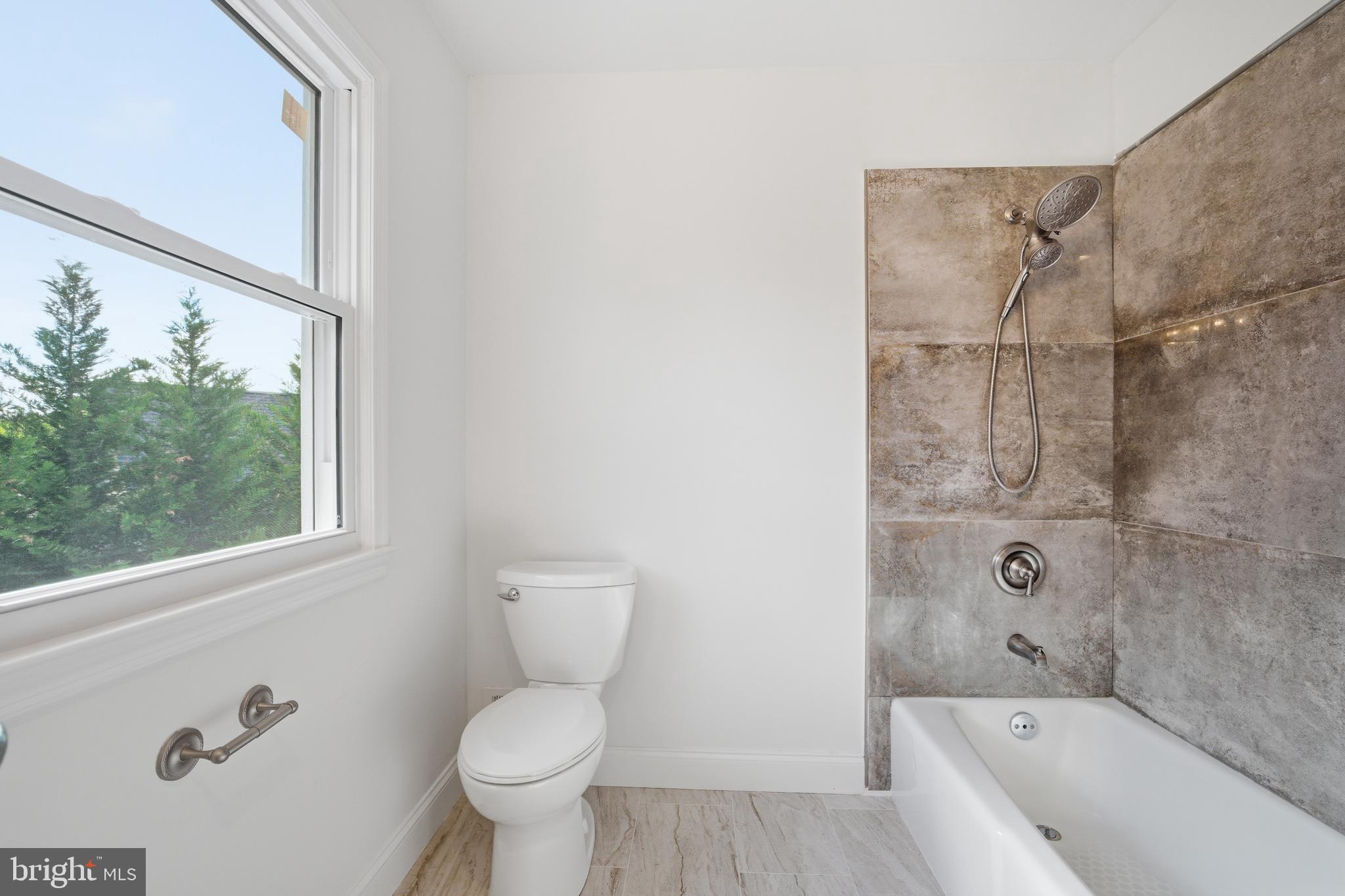 TIBURON - Residential