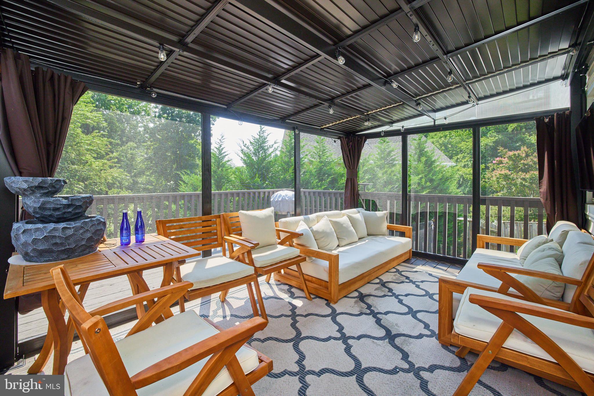 TIBURON - Residential