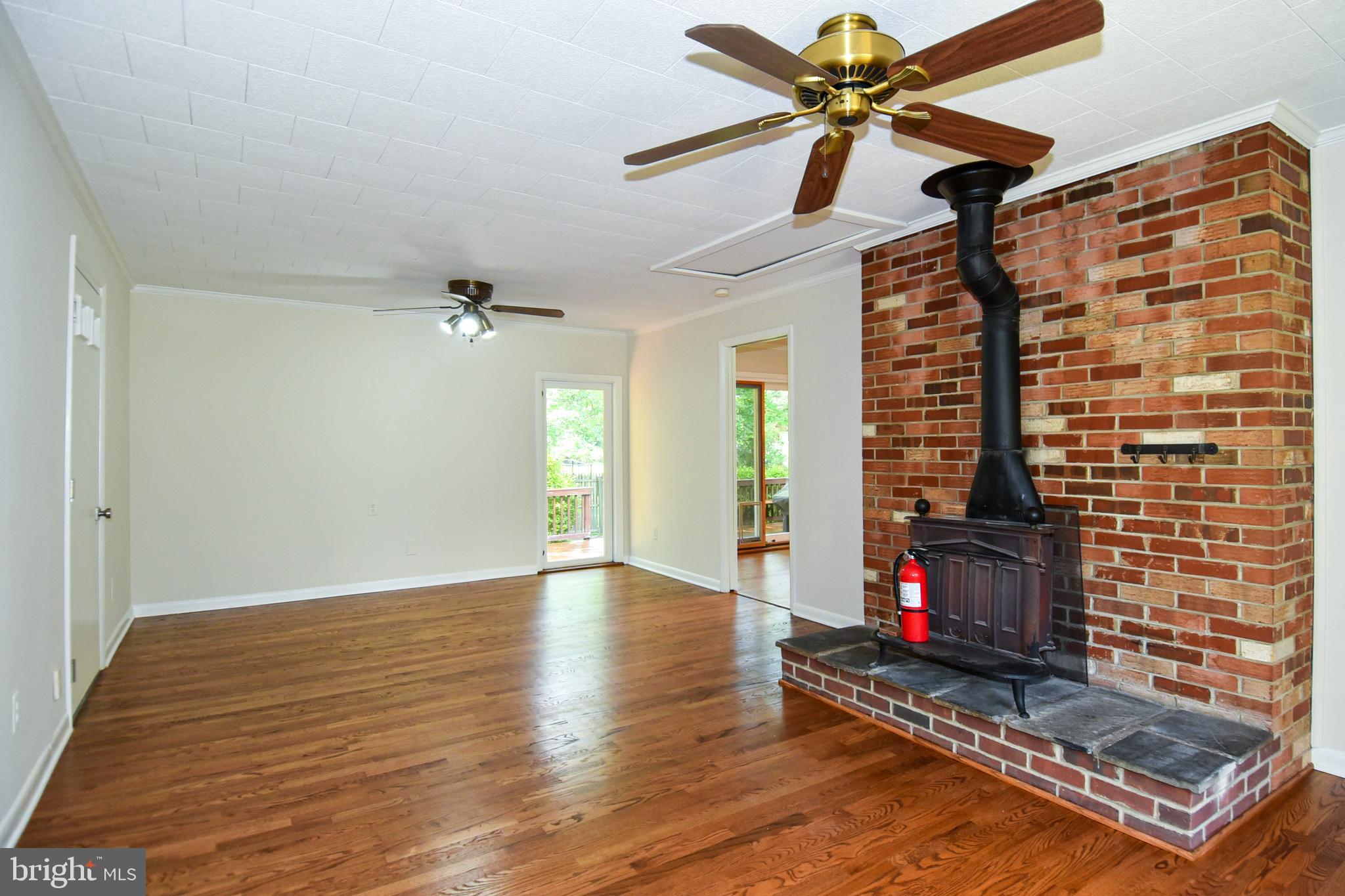 OAKMONT MANOR - Residential