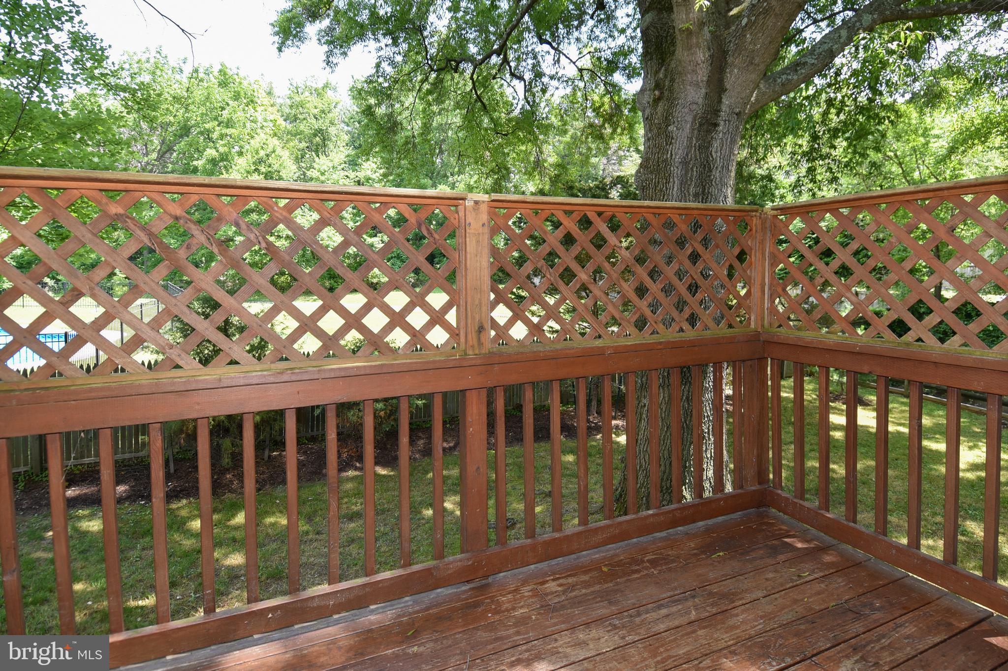 OAKMONT MANOR - Residential