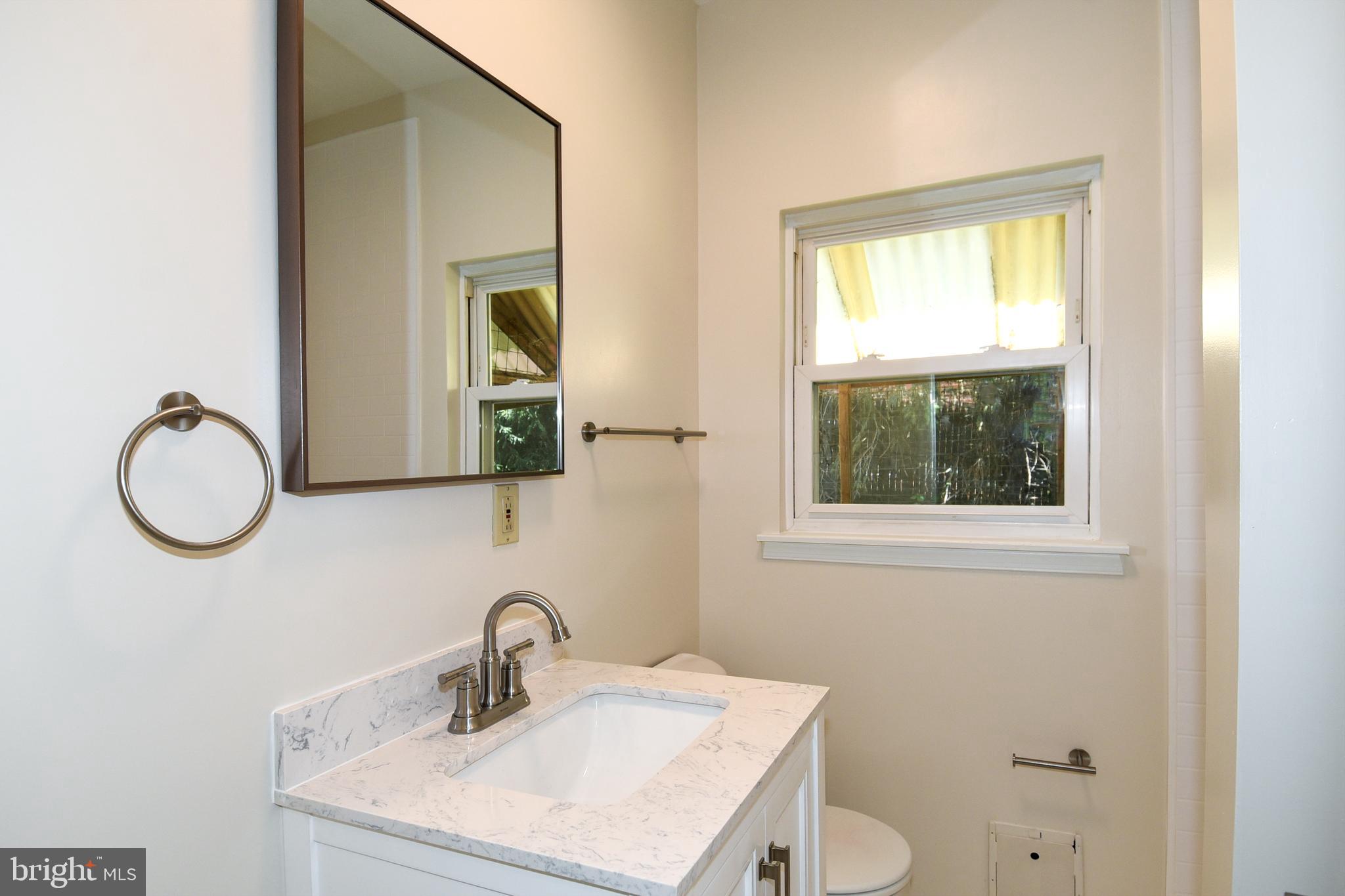 OAKMONT MANOR - Residential