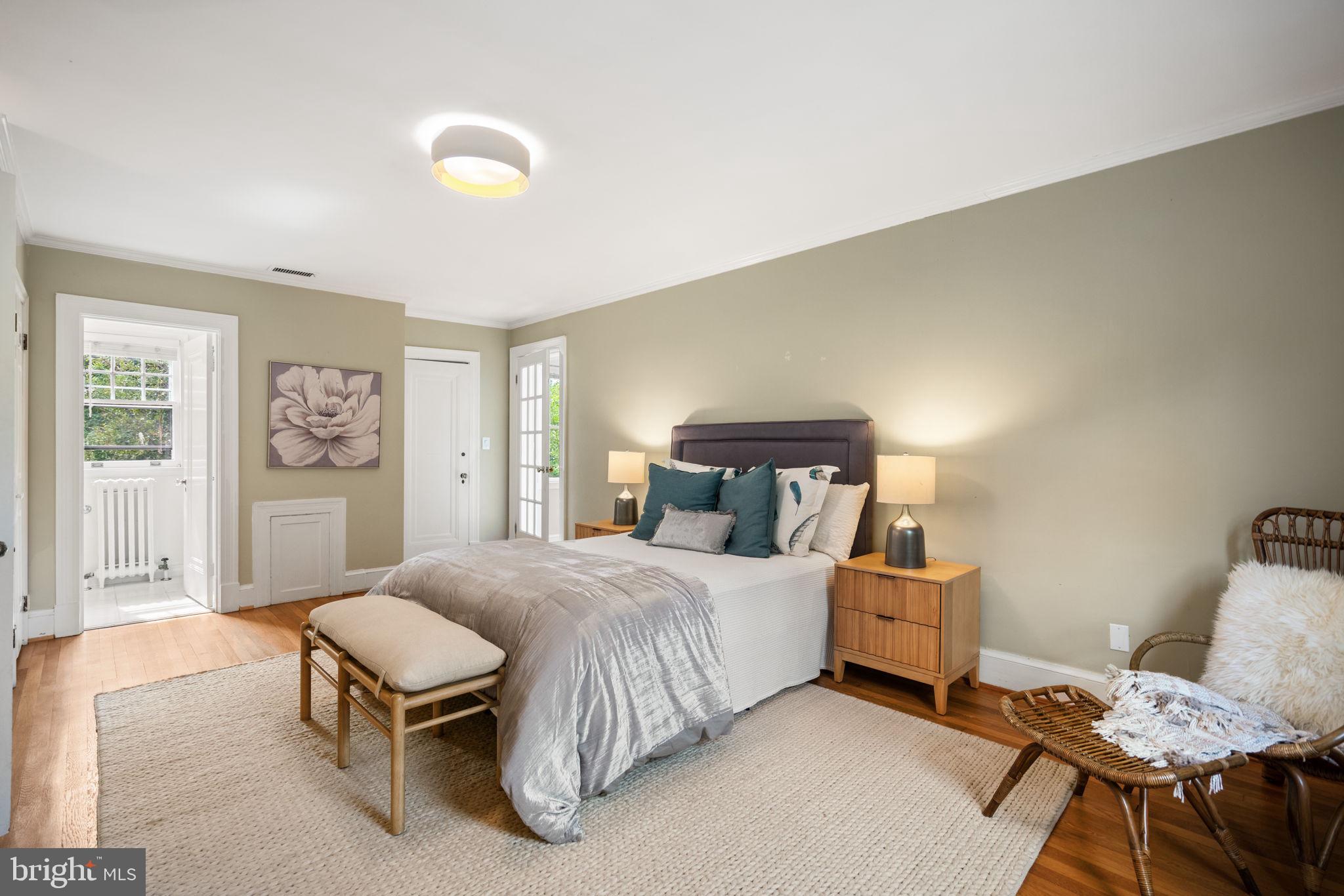 CHEVY CHASE - Residential