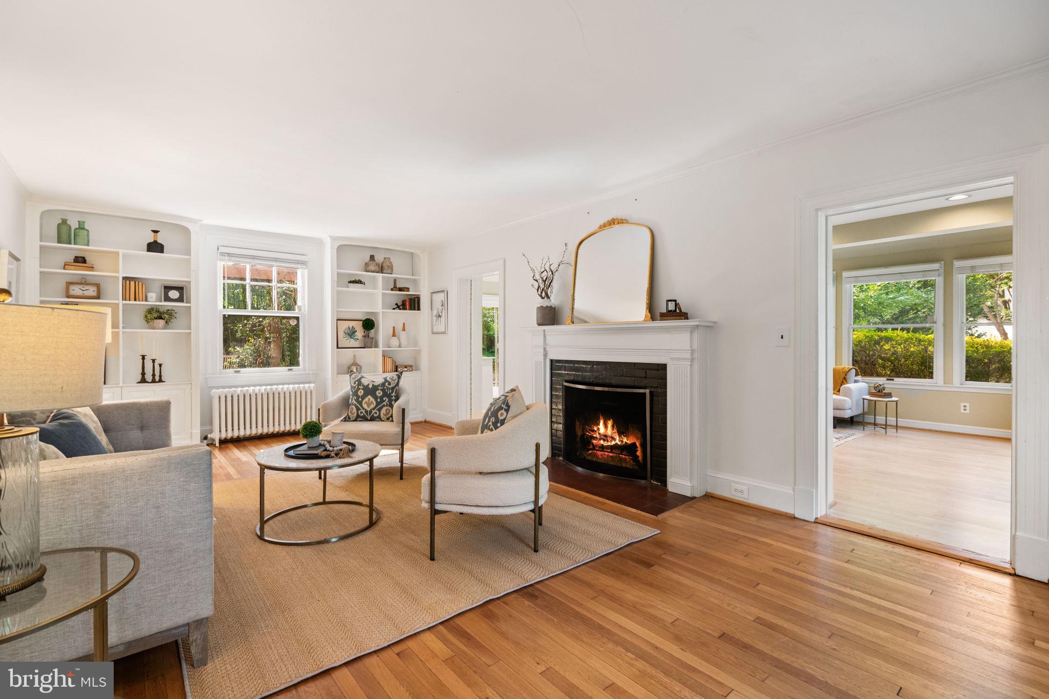 CHEVY CHASE - Residential