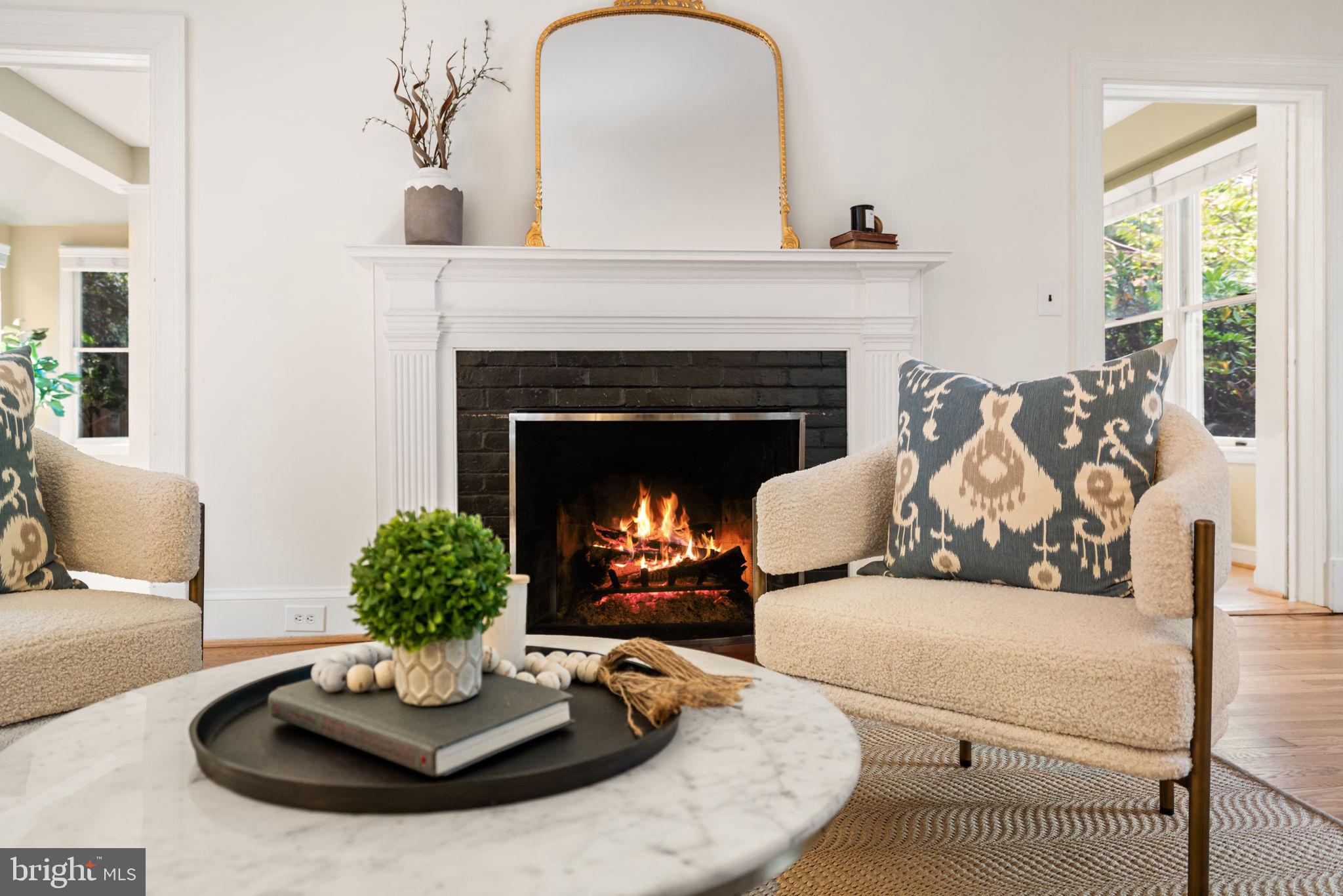 CHEVY CHASE - Residential