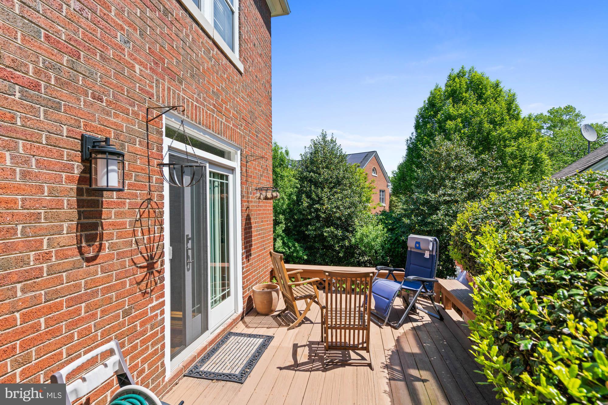 CHEVY CHASE - Residential