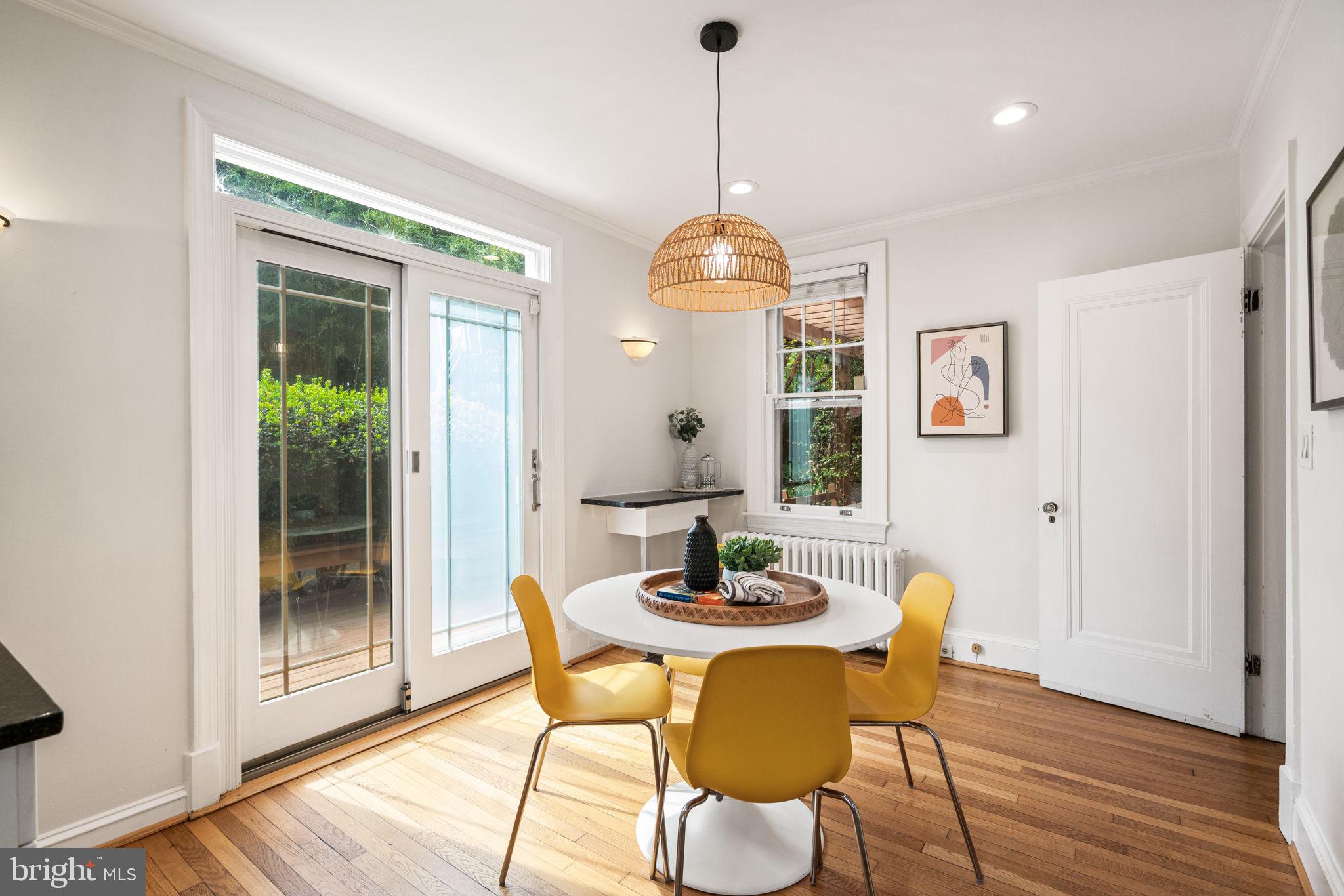 CHEVY CHASE - Residential