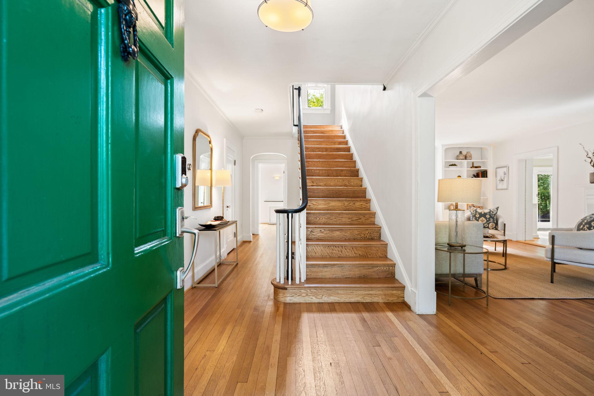 CHEVY CHASE - Residential