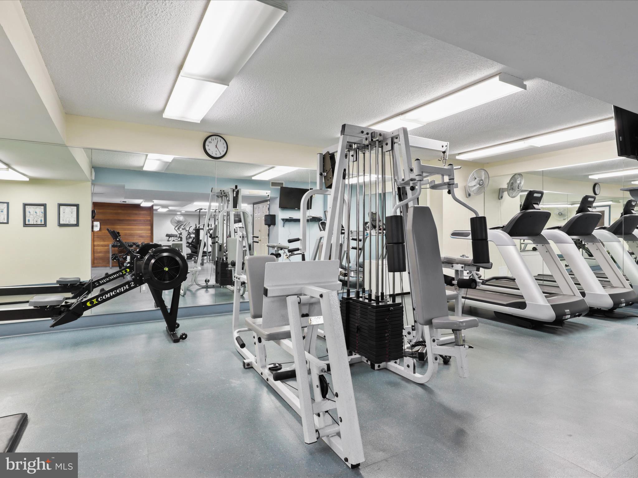 SKYLINE PLAZA - Residential Lease