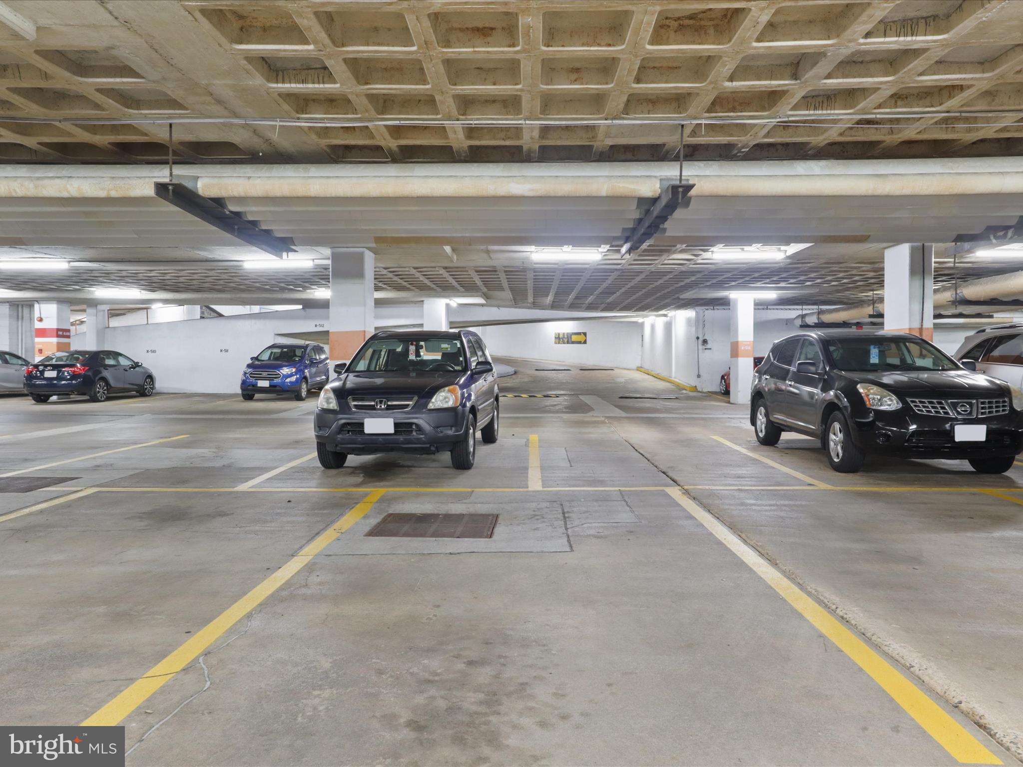 SKYLINE PLAZA - Residential Lease