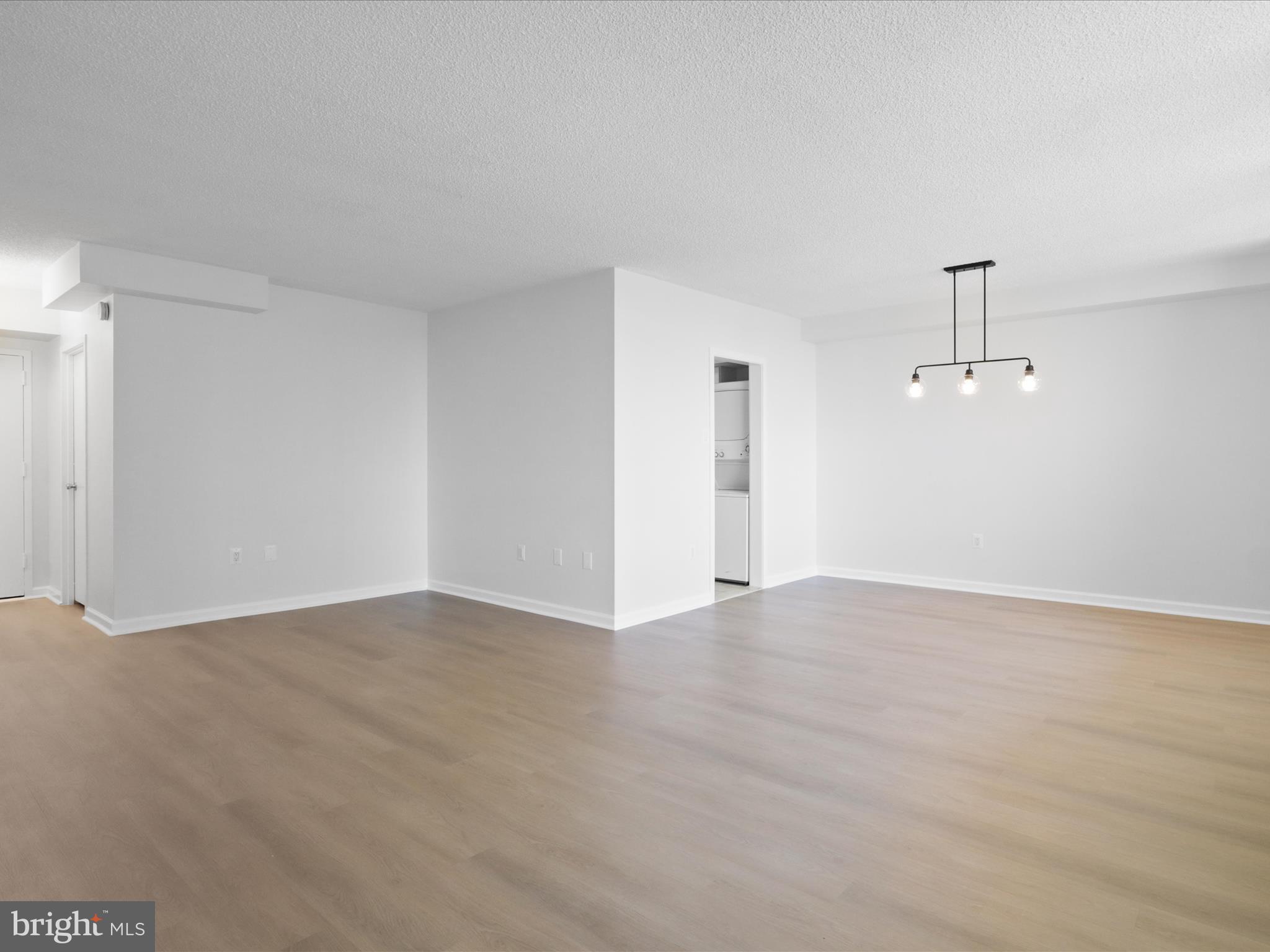 SKYLINE PLAZA - Residential Lease