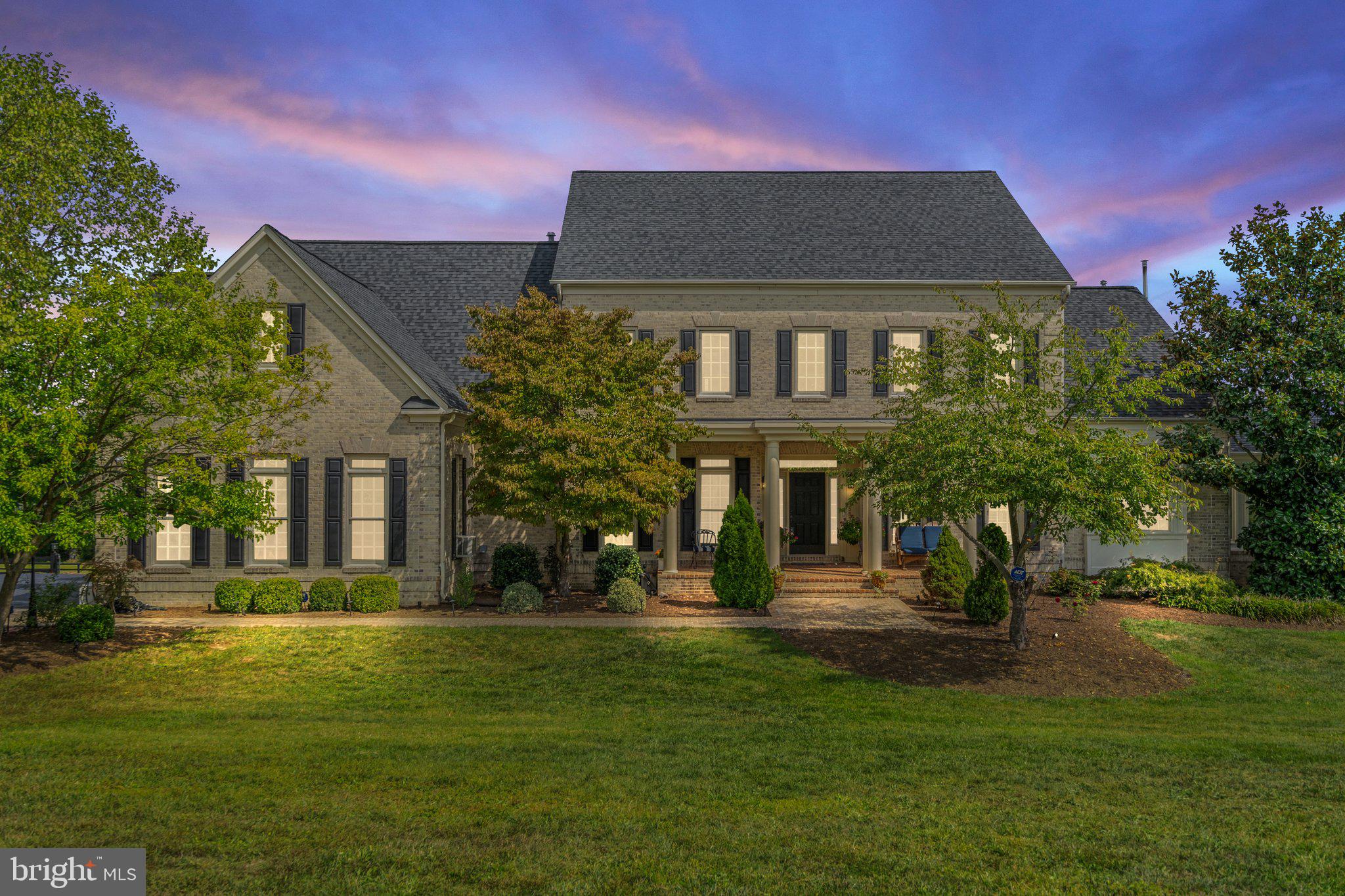 AVONDALE ESTATES - Residential