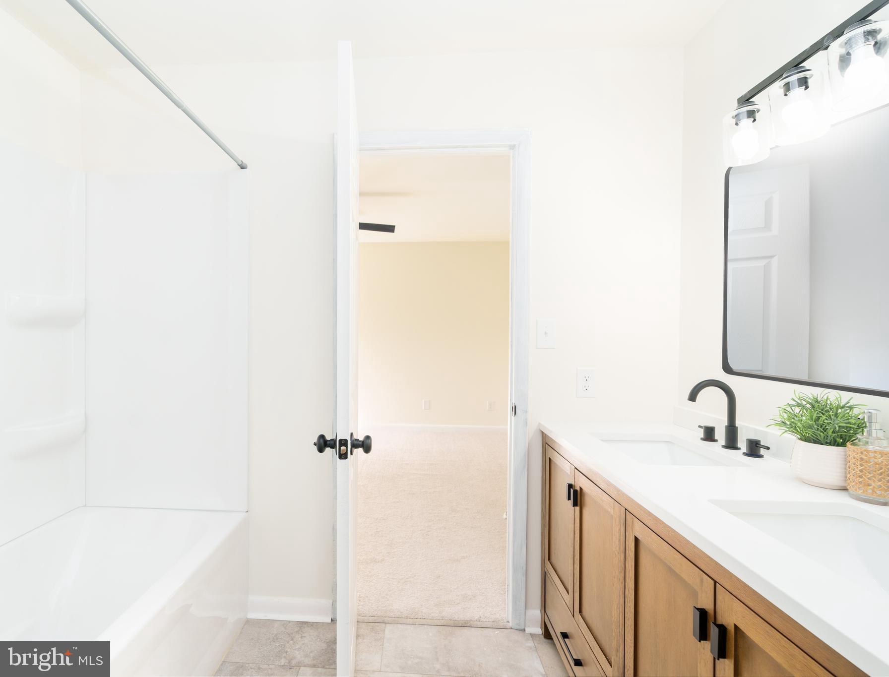 MEADOW RUN - Residential