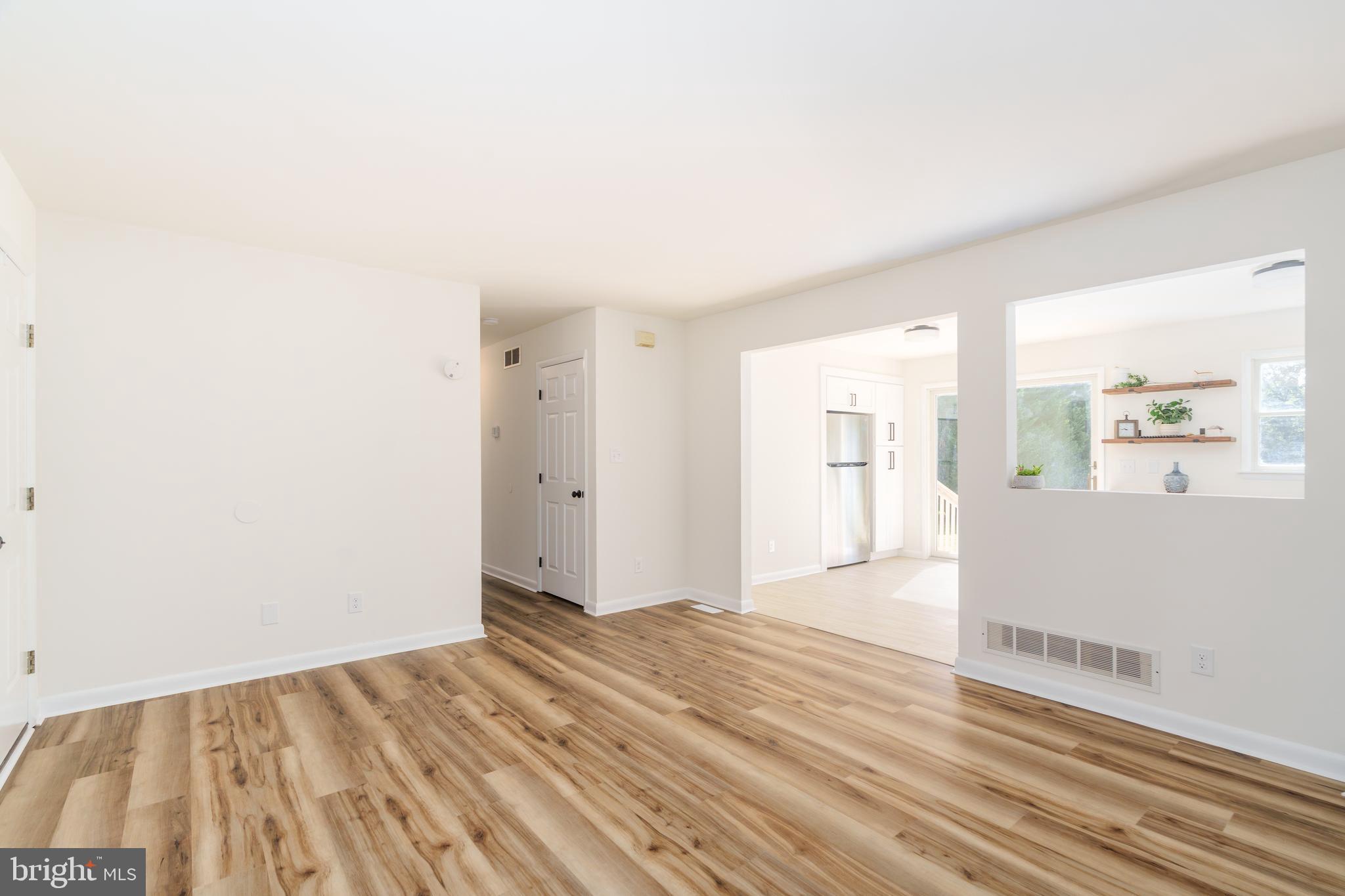 MEADOW RUN - Residential