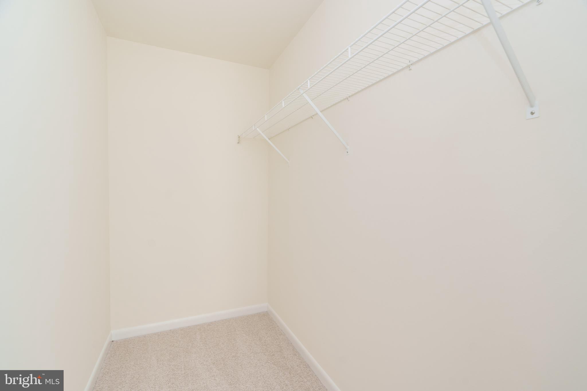 MEADOW RUN - Residential