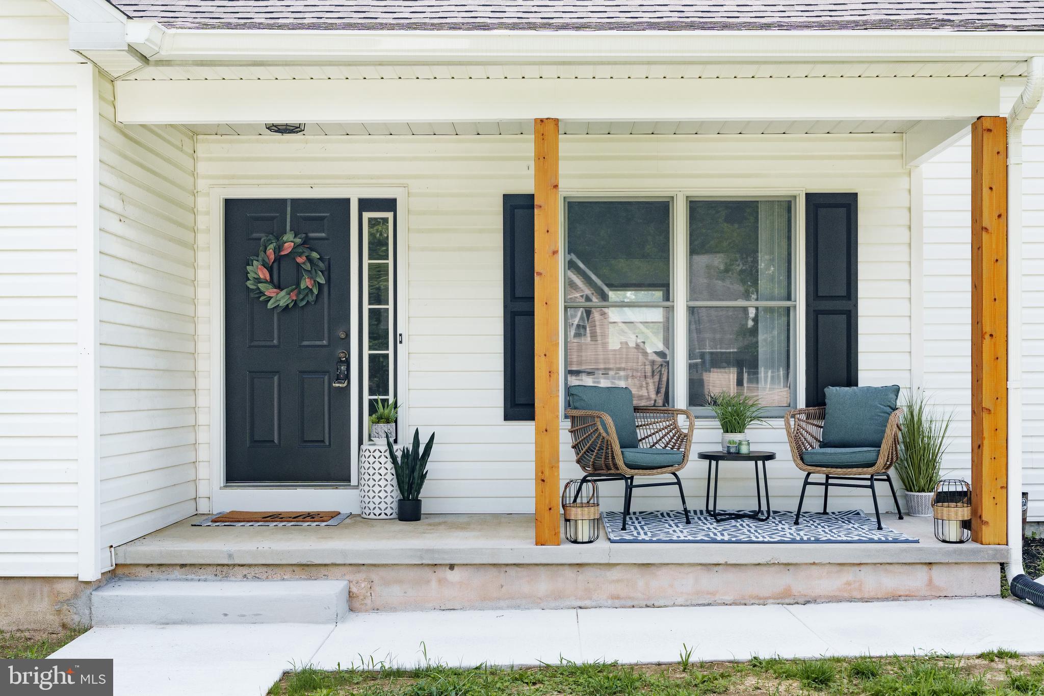 7 MEADOW DRIVE