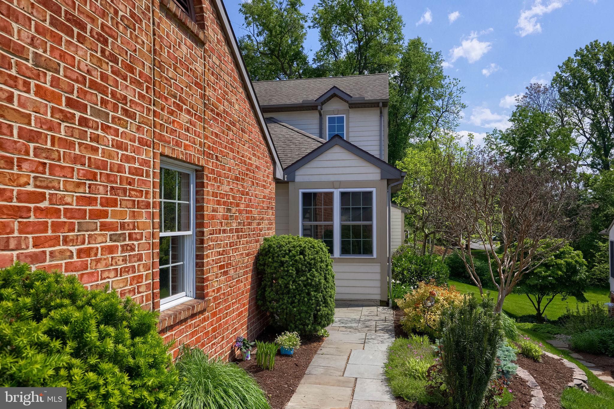 502 THORNGATE PLACE