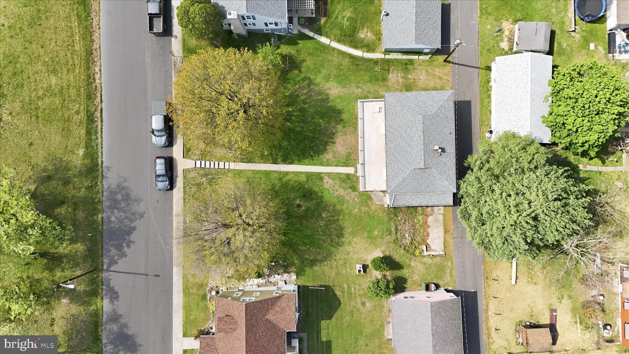 TROUT EST - Residential