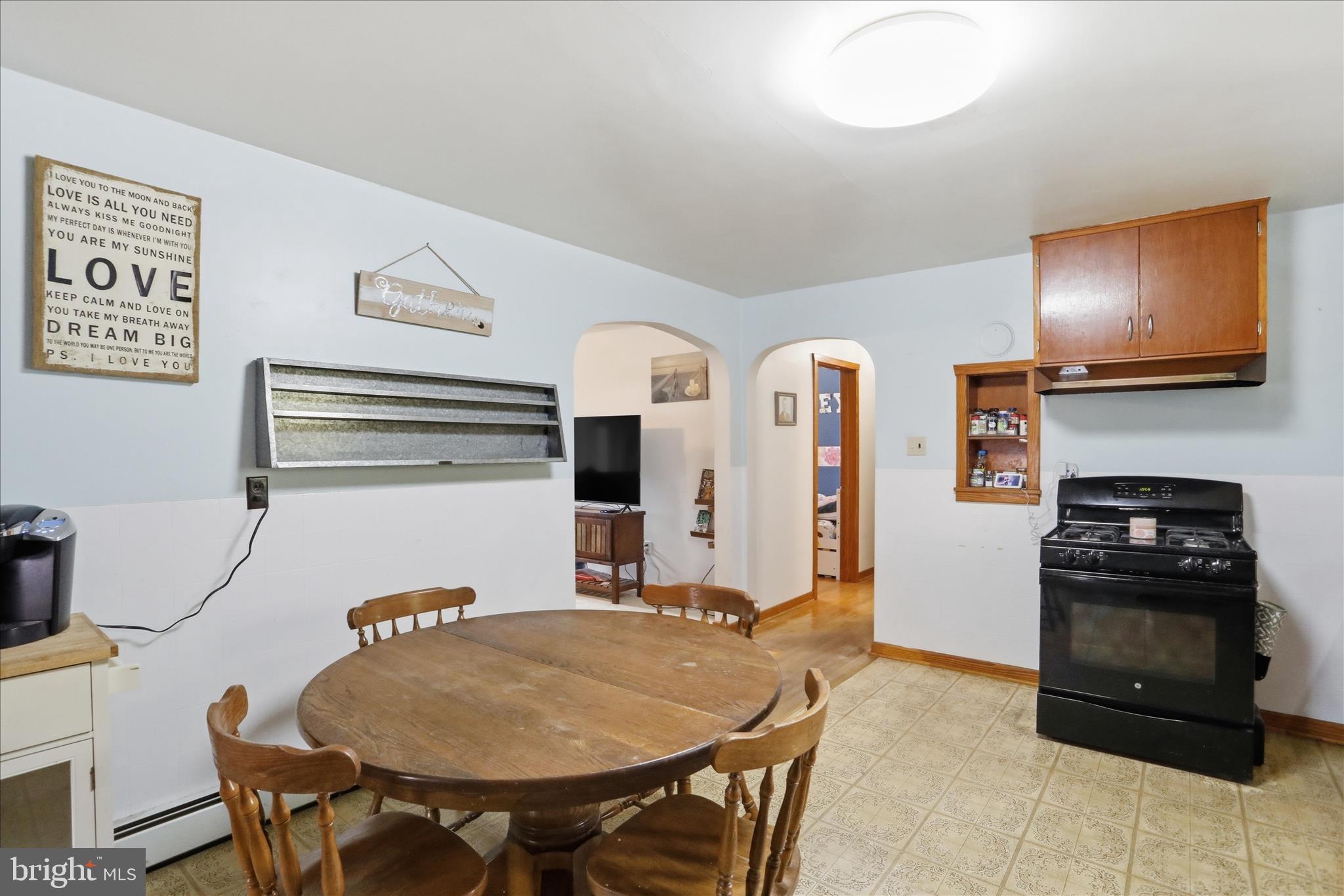 TROUT EST - Residential