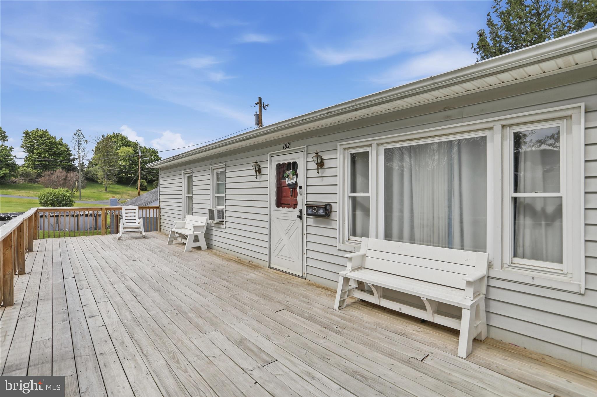 TROUT EST - Residential