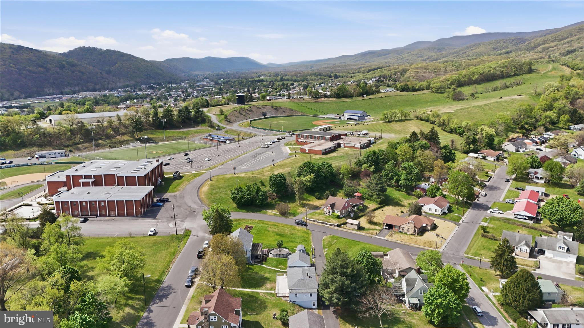 TROUT EST - Residential