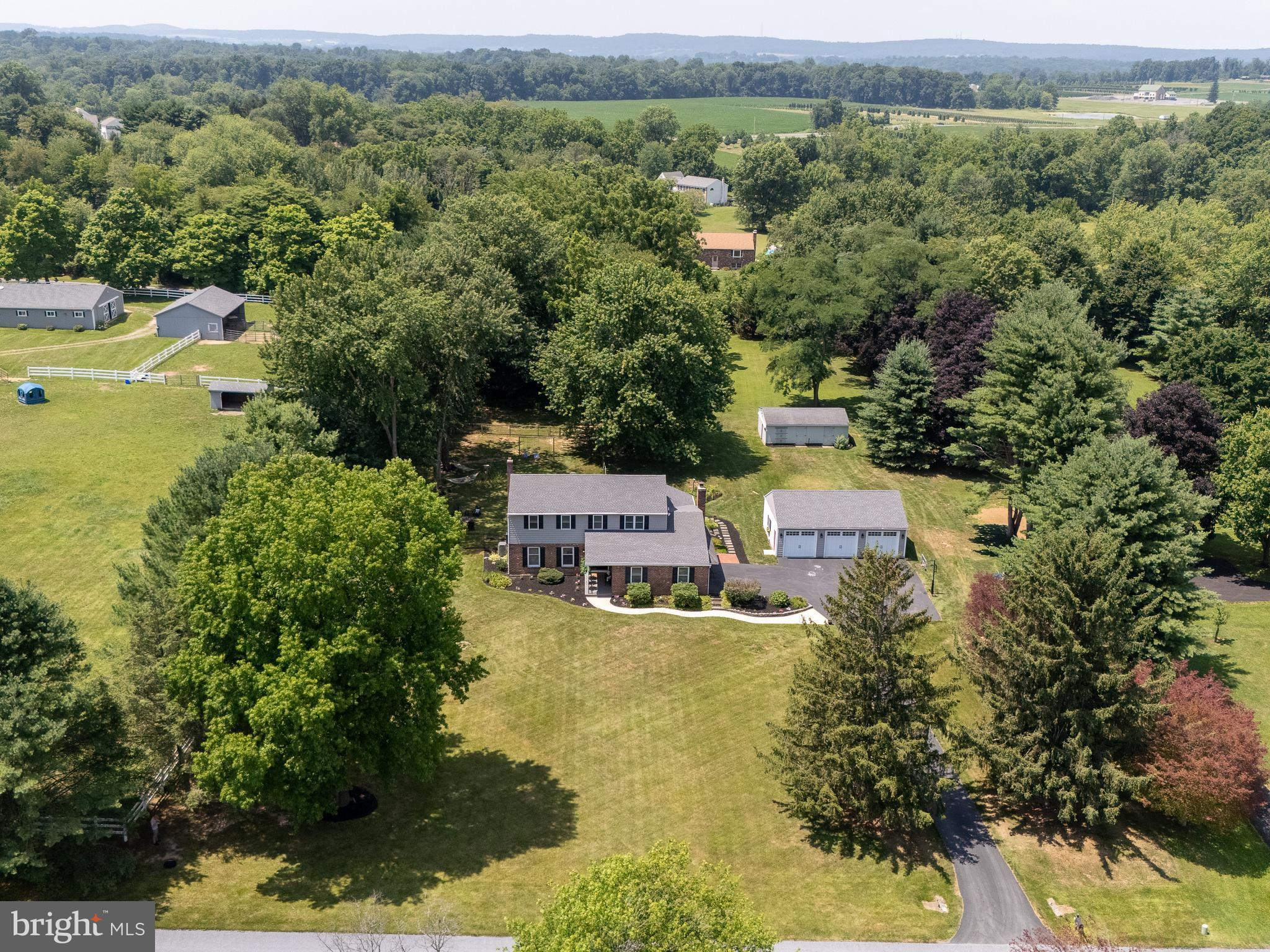 31 GLEN MANOR LANE