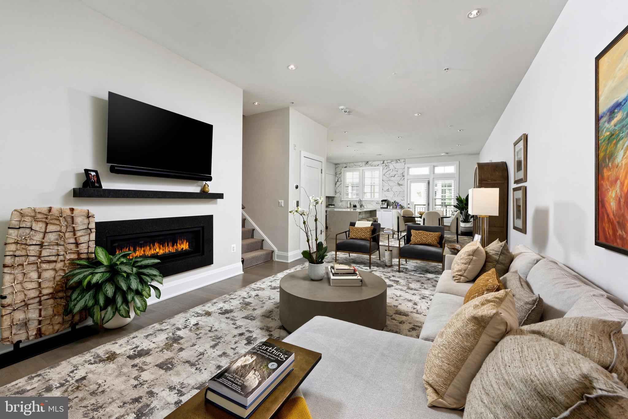 ROBINSON LANDING - Residential