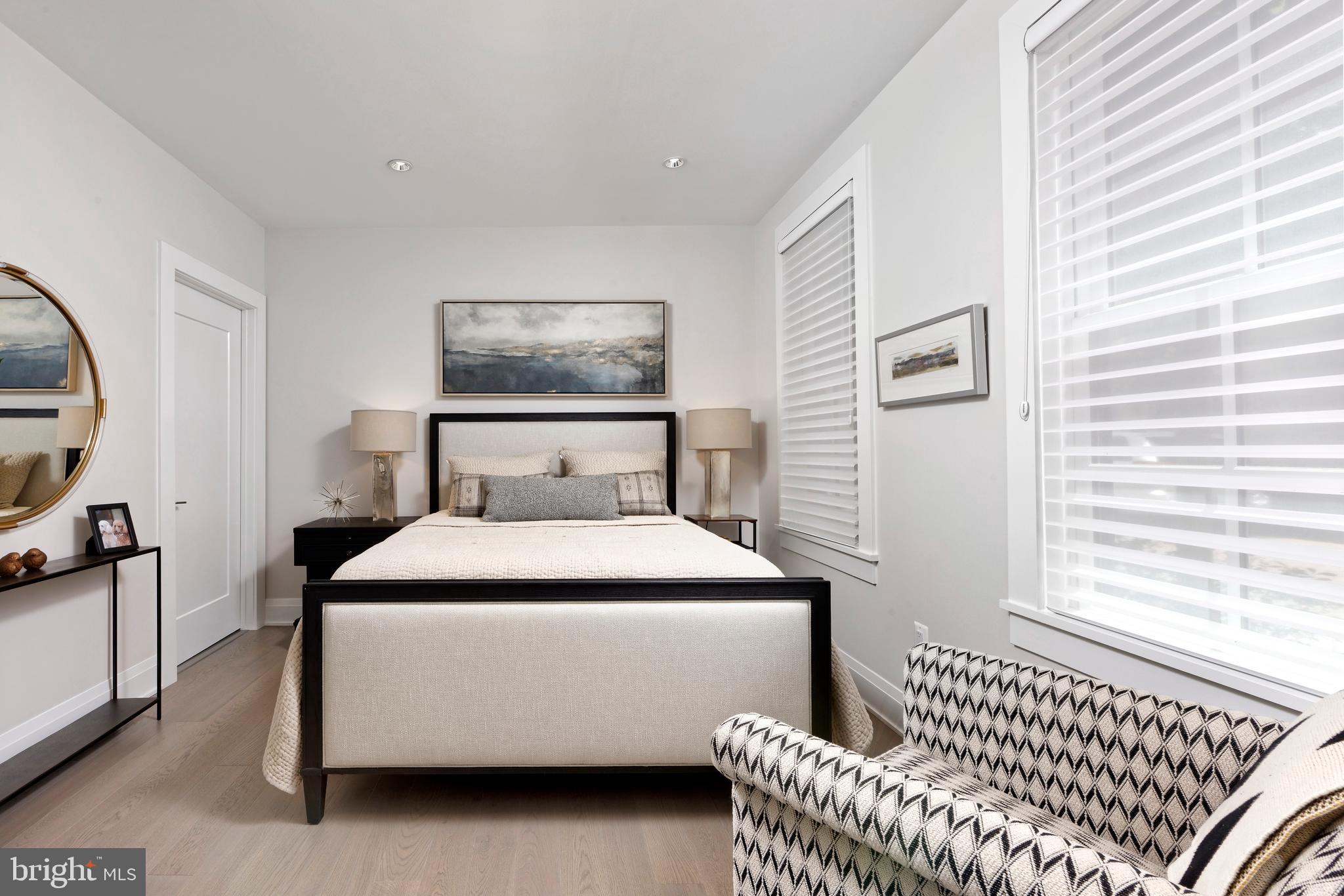 ROBINSON LANDING - Residential