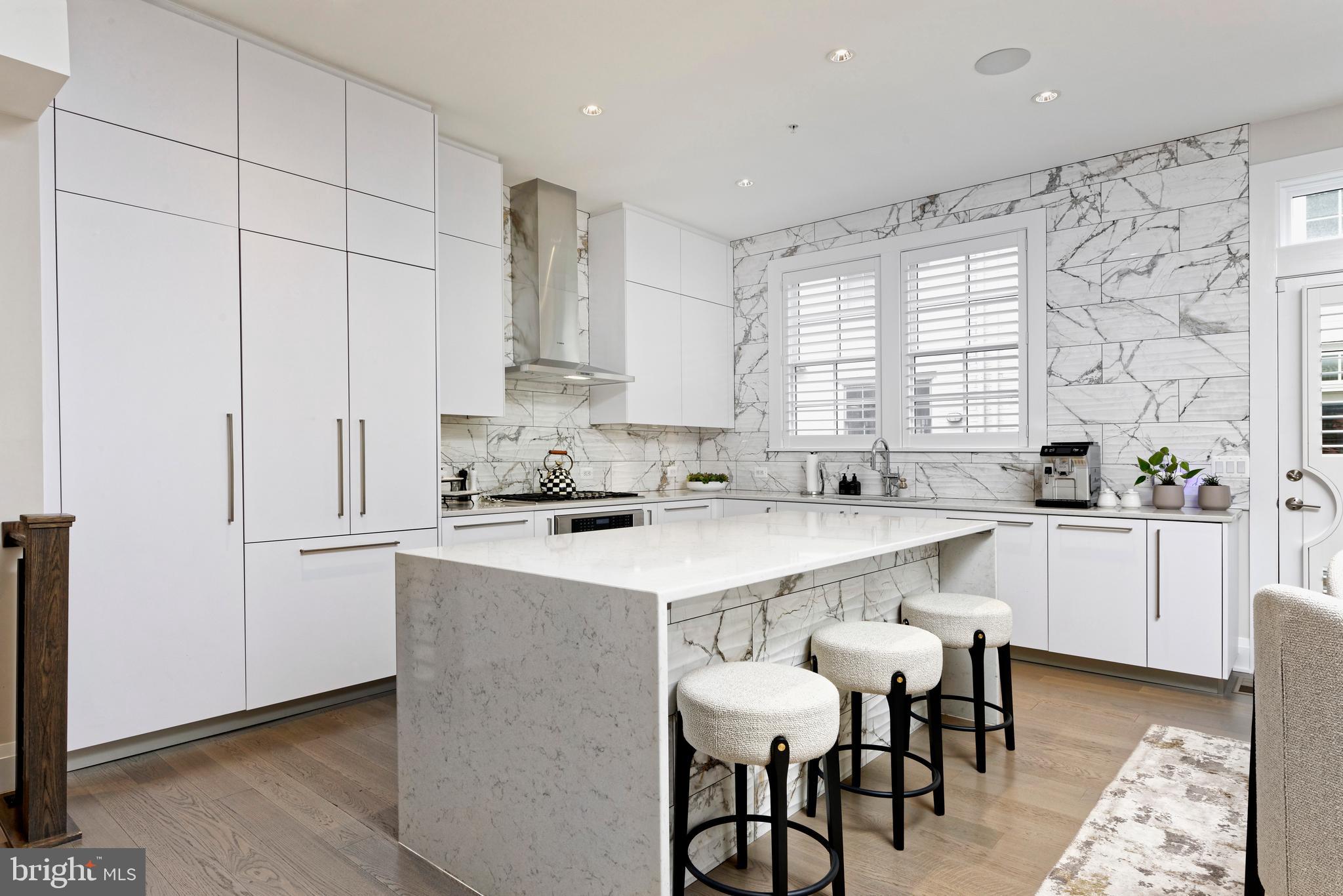 ROBINSON LANDING - Residential