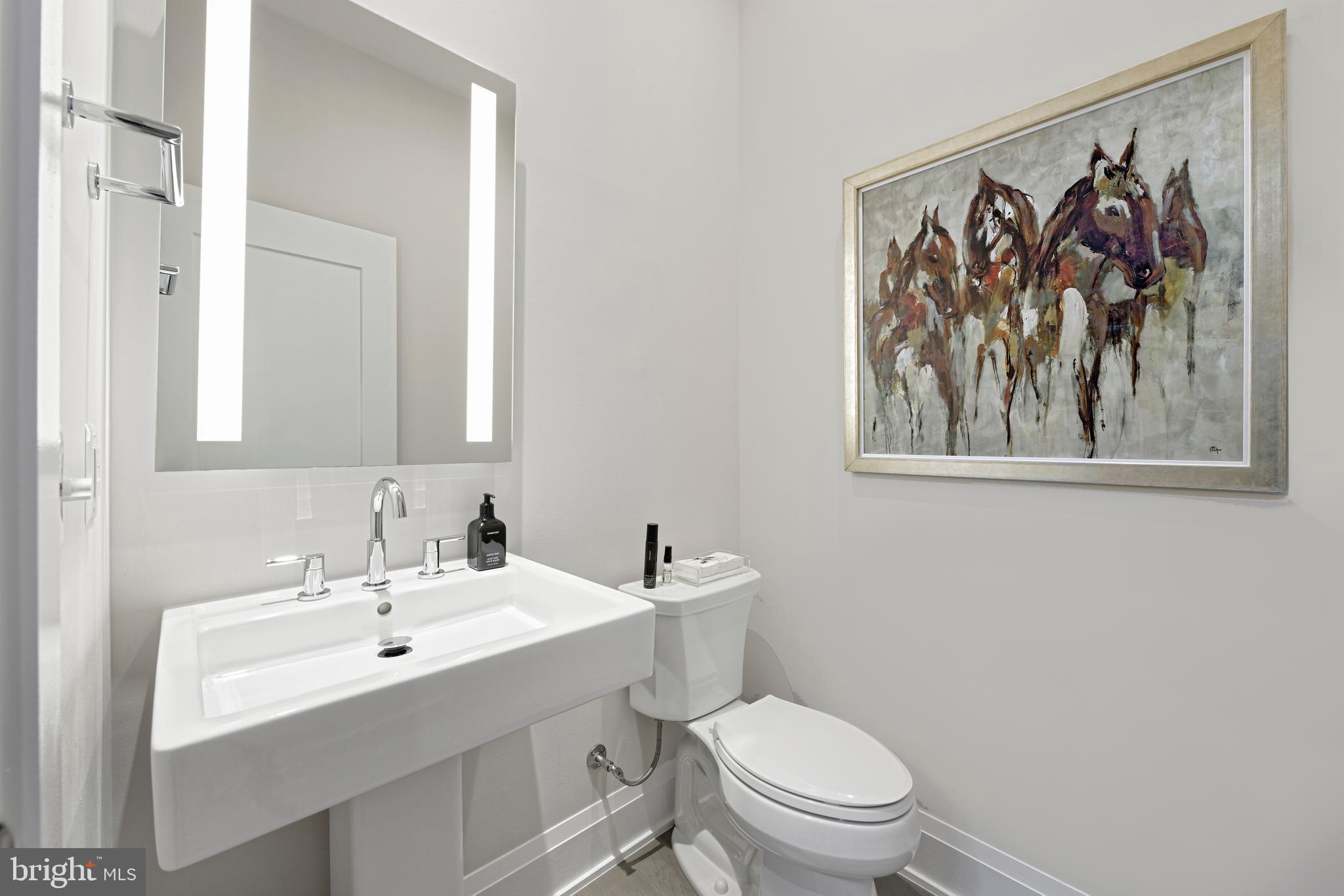 ROBINSON LANDING - Residential