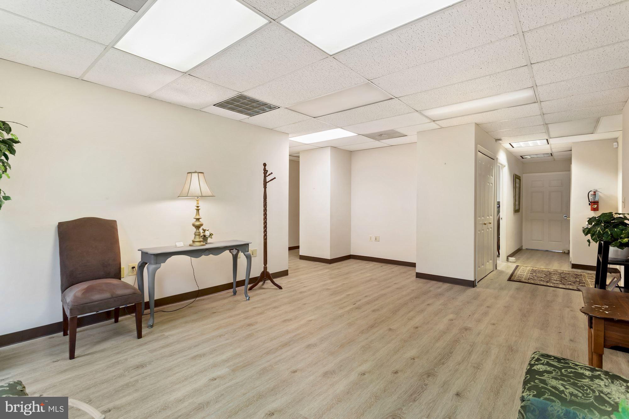 FAIRFAX PLAZA OFFICE PARK - Commercial Sale