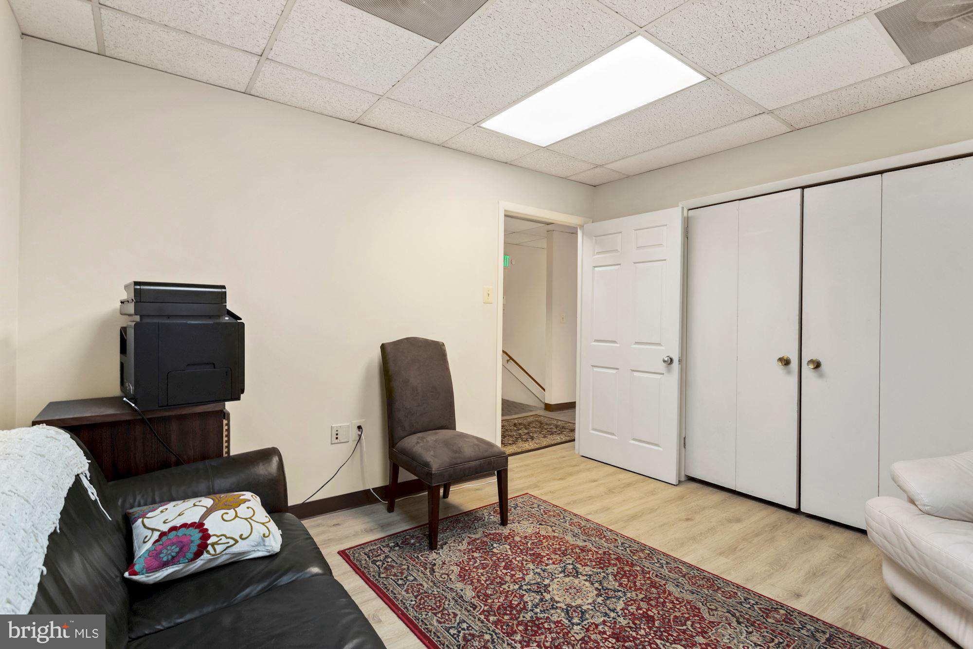 FAIRFAX PLAZA OFFICE PARK - Commercial Sale