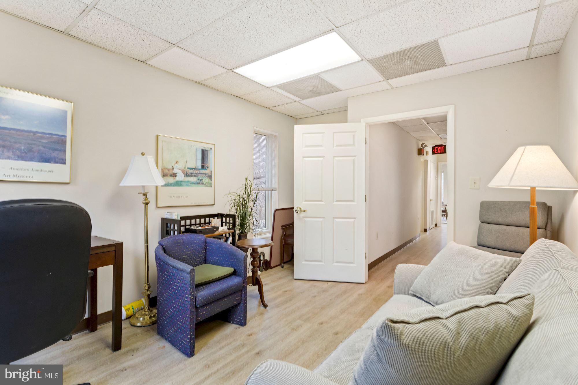 FAIRFAX PLAZA OFFICE PARK - Commercial Sale