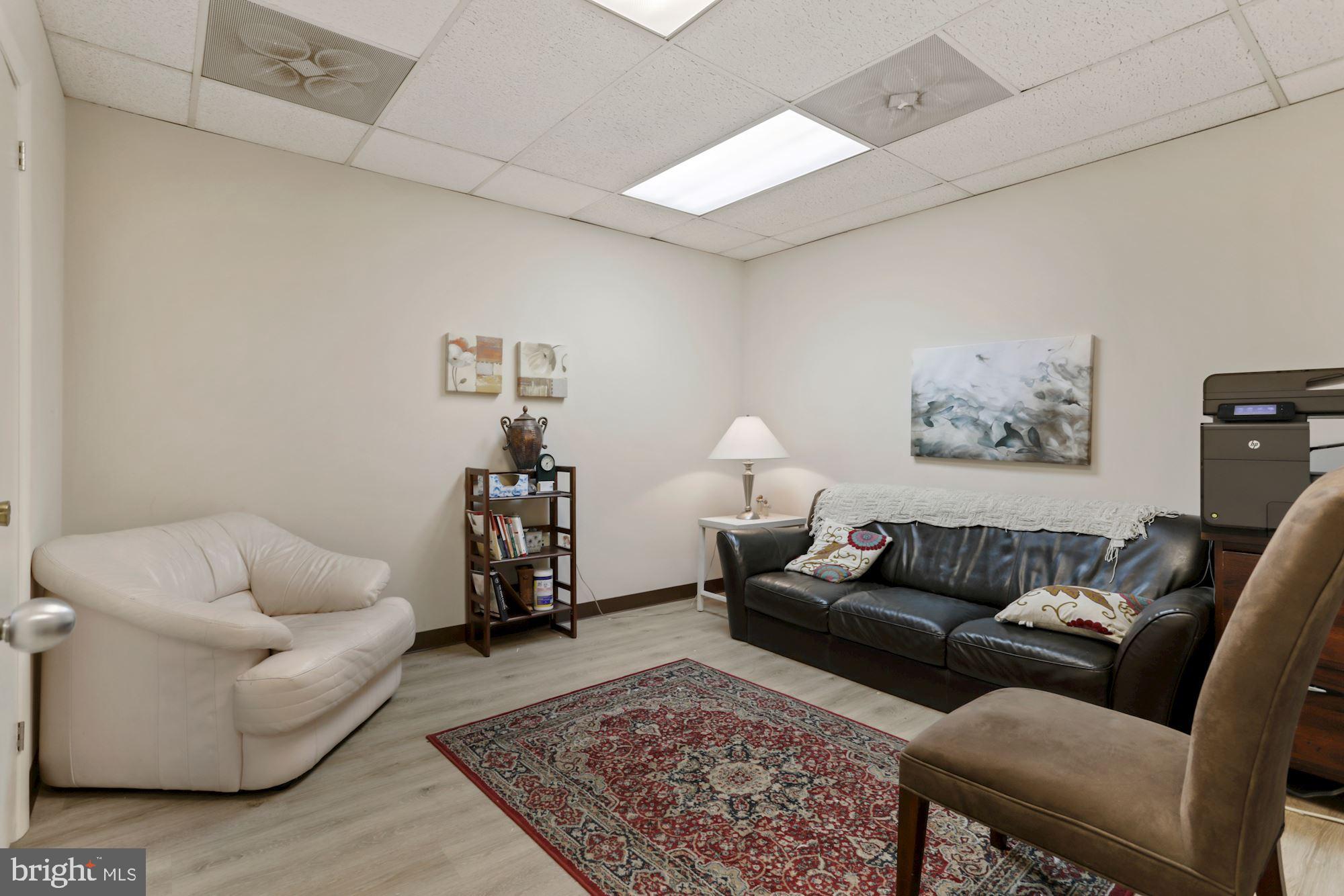 FAIRFAX PLAZA OFFICE PARK - Commercial Sale