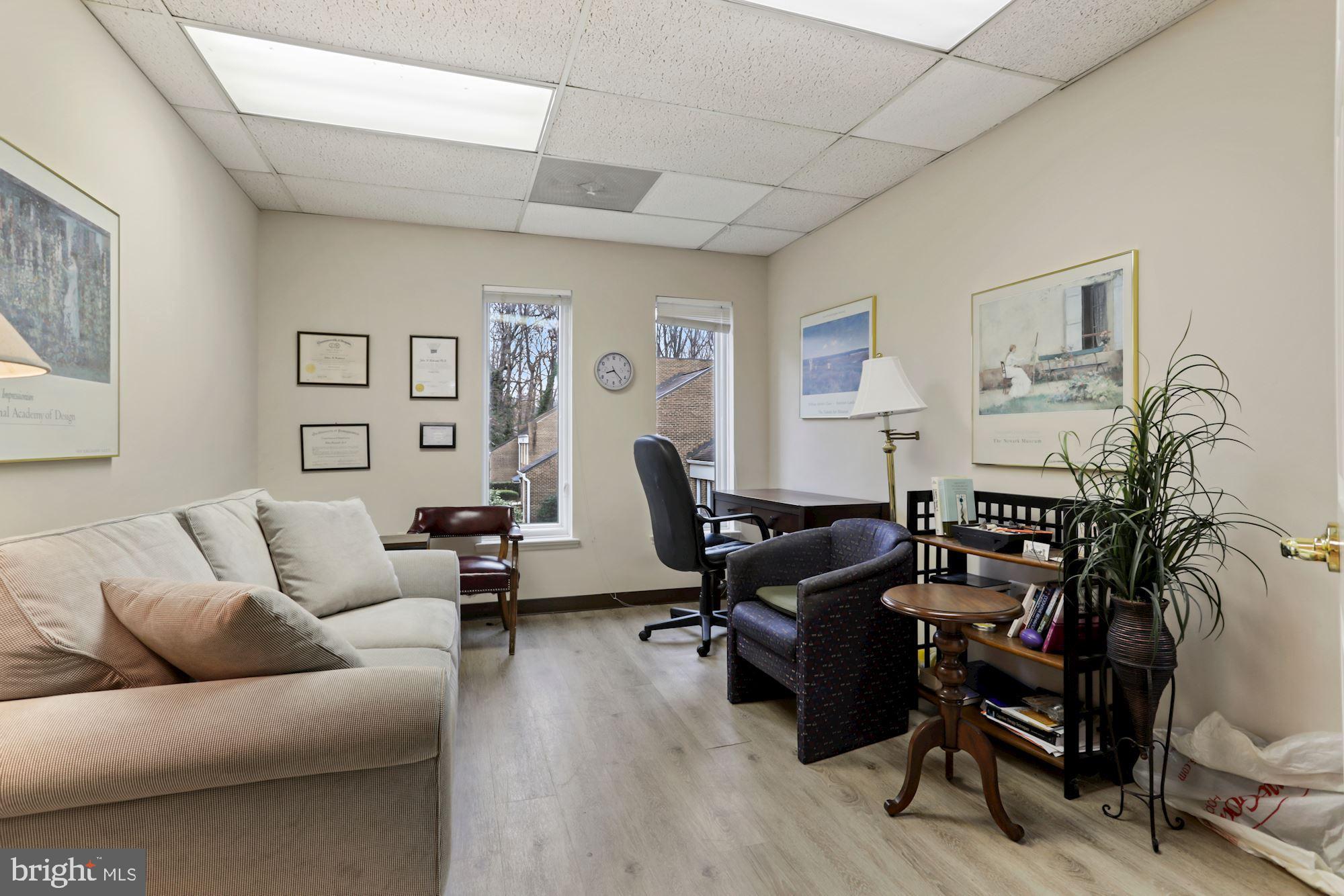 FAIRFAX PLAZA OFFICE PARK - Commercial Sale