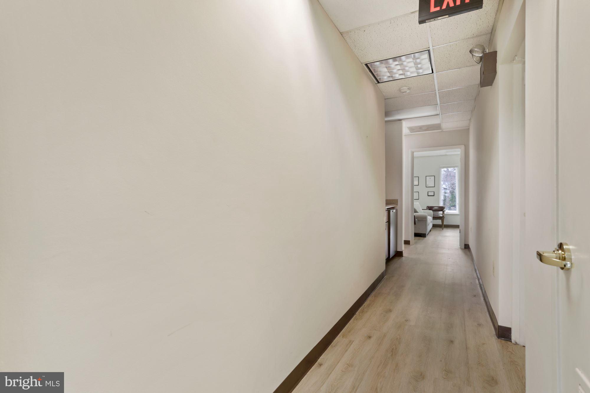 FAIRFAX PLAZA OFFICE PARK - Commercial Sale