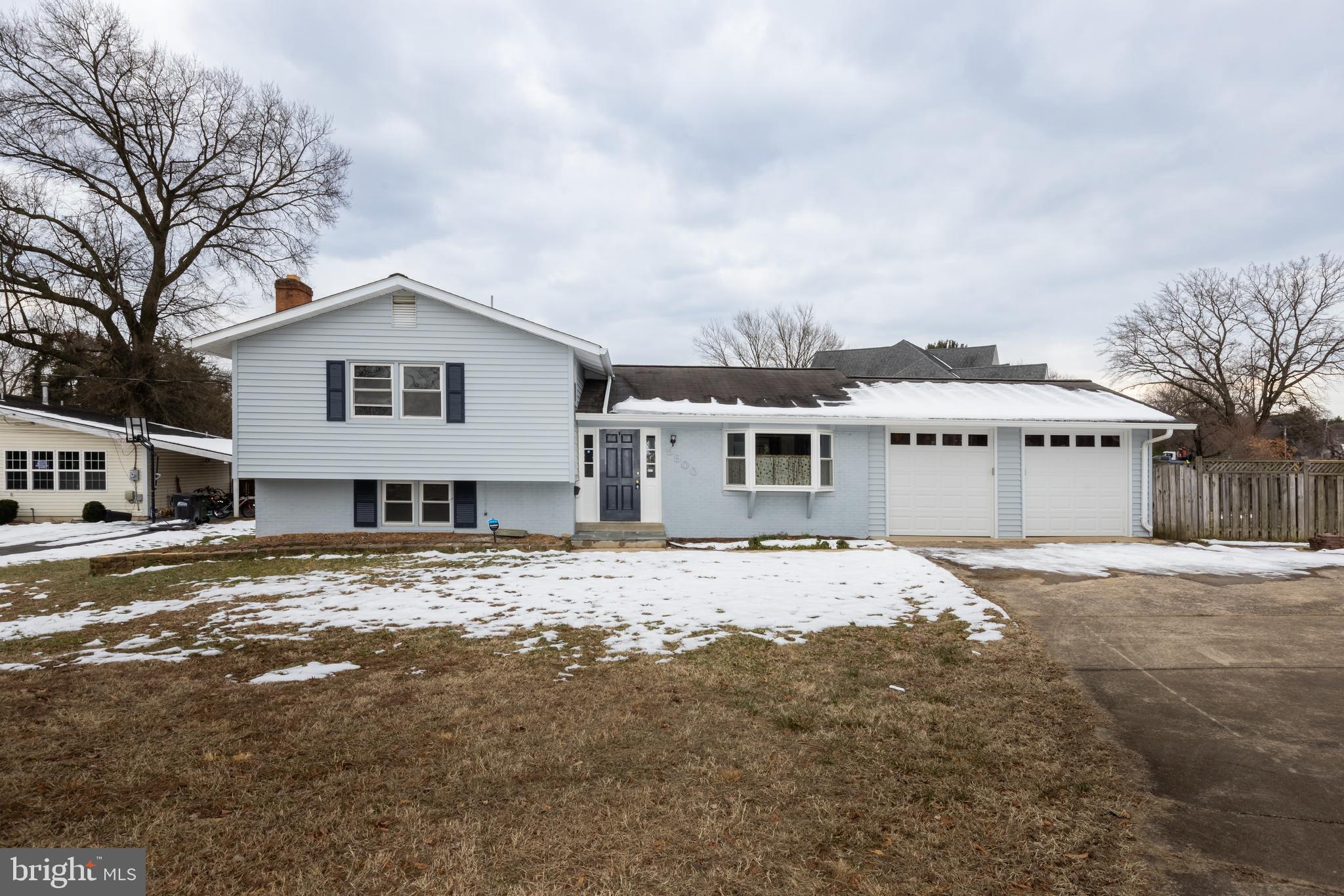 5900 RIDGE VIEW DRIVE