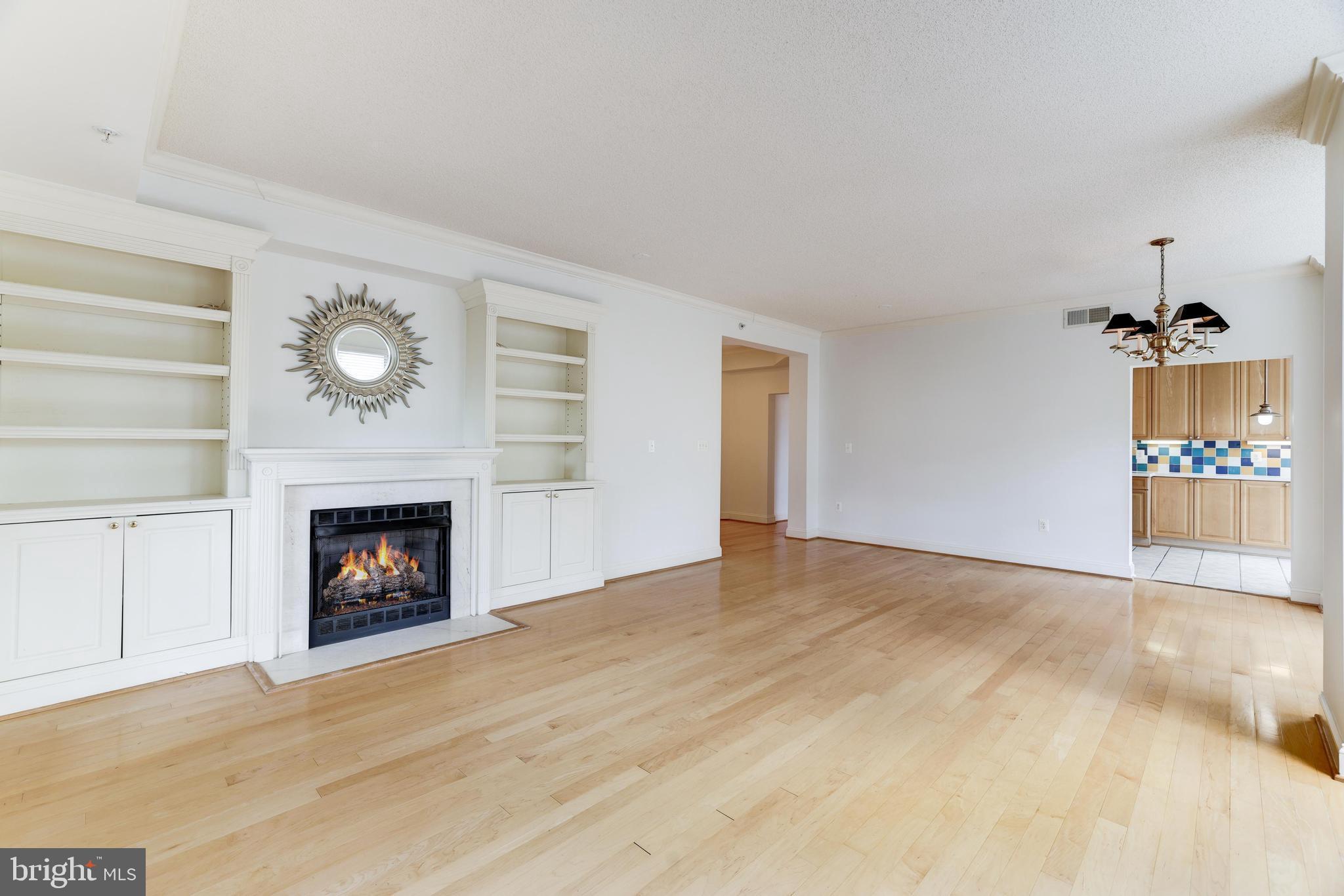 STRATFORD CONDOMINIUMS - Residential